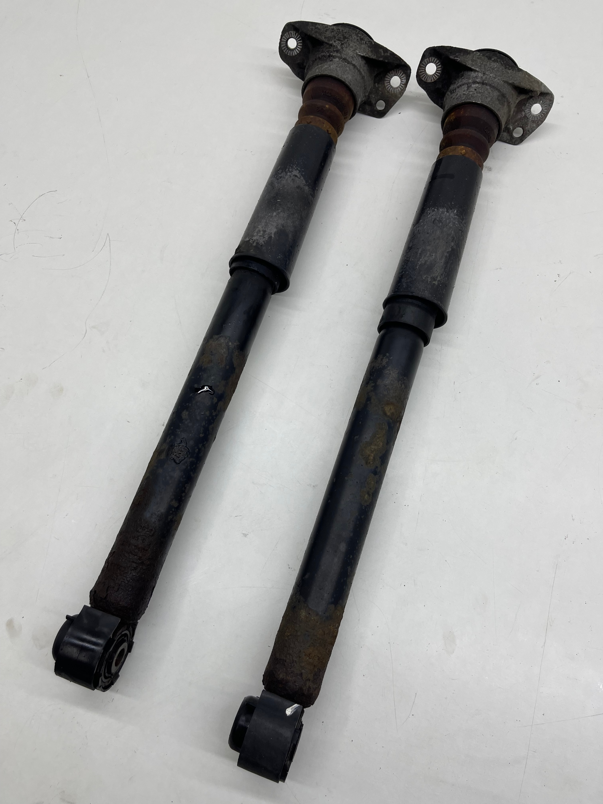 AUDI A6 C7 S-LINE 1BE shock absorber left / right rear part original!