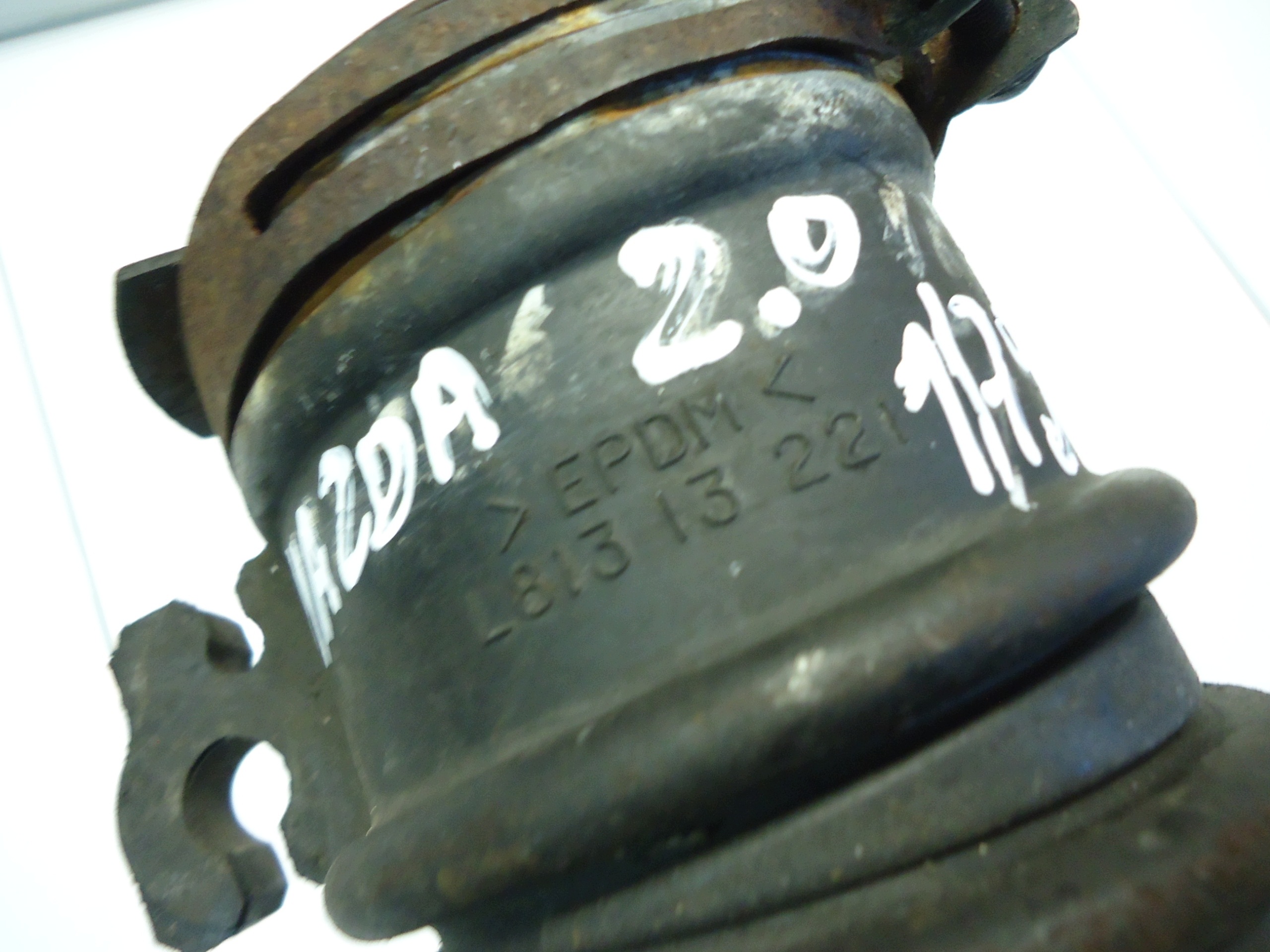 MAZDA 6 and GG 1.8 L8 2.0 16V LF pipe air L81313221