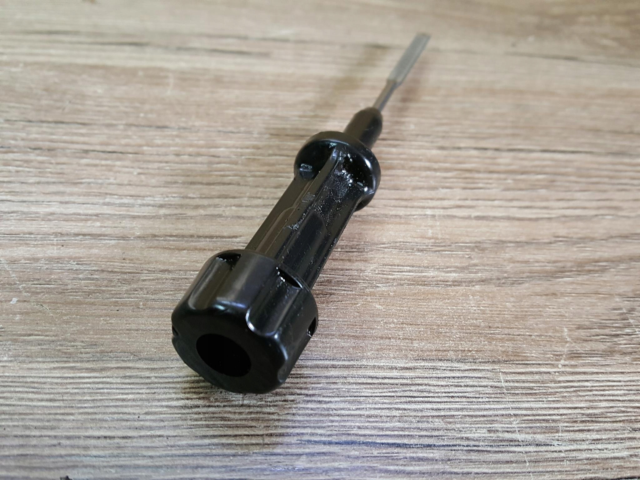 YAMAHA YZF R6 RJ03 5EB BAGNET MIARKA OLEJU Numer katalogowy oryginału BRAK