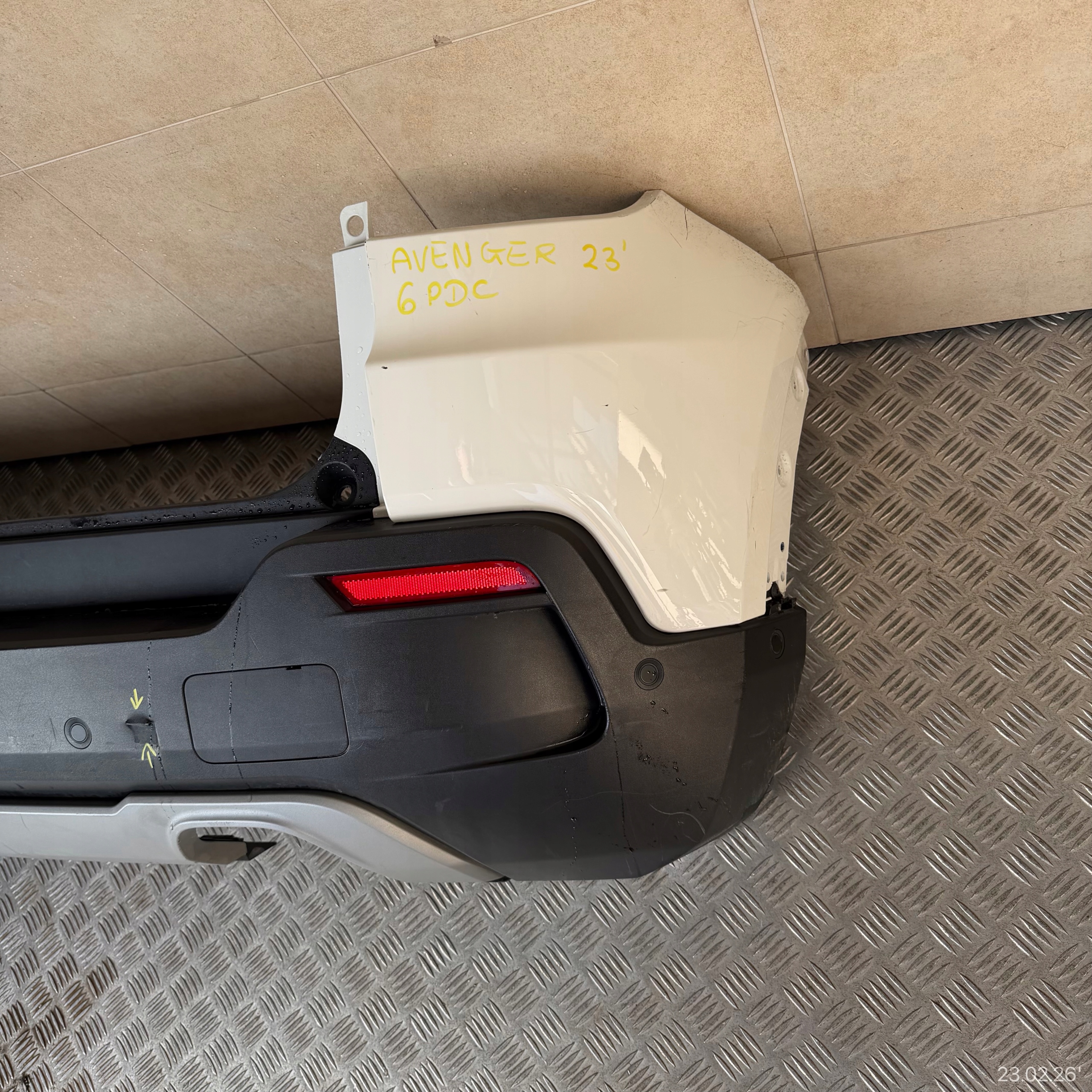 bumper rear complete JEEP AVENGER 2023 ROK 6 PDC