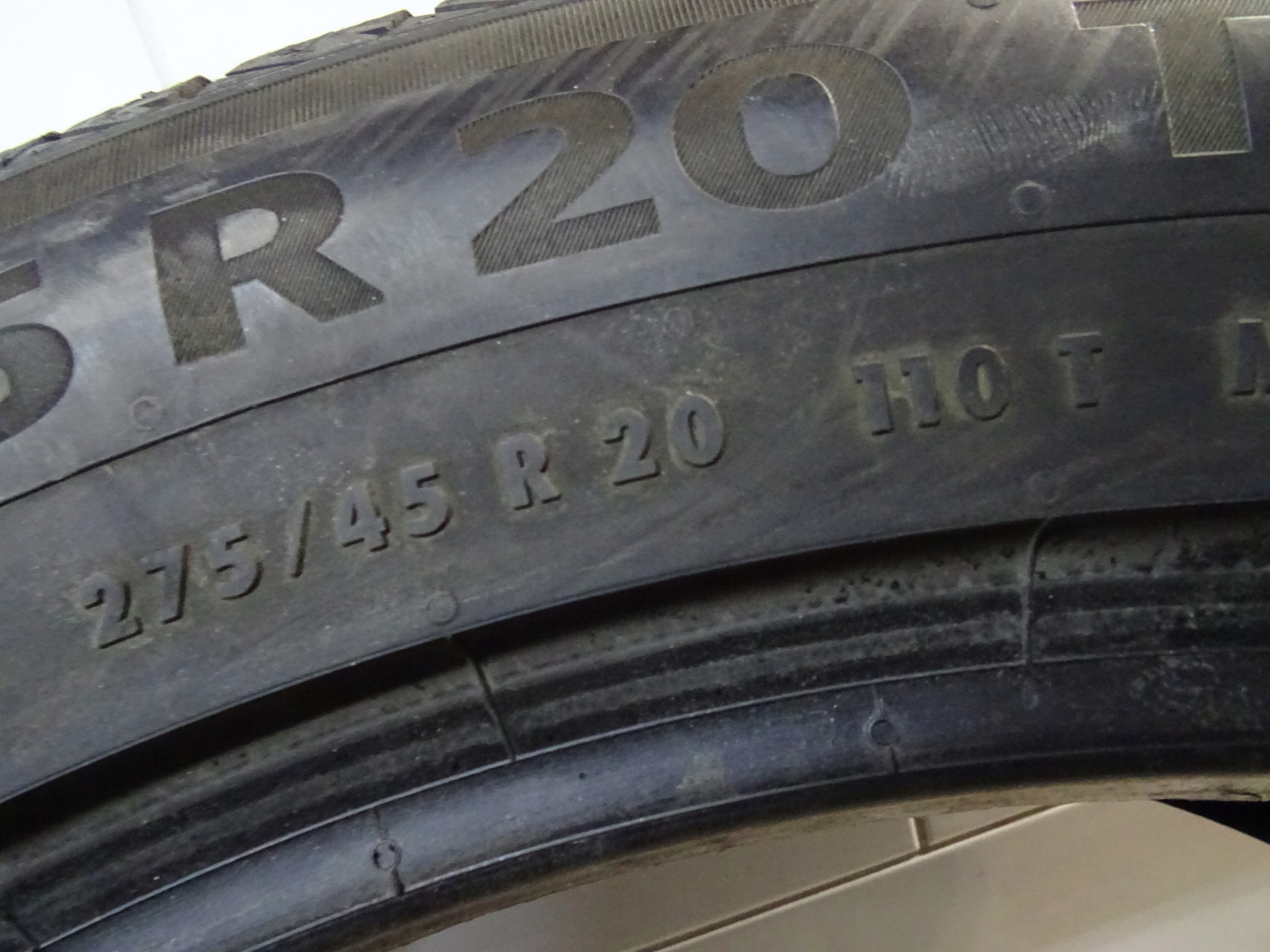 opona 275/45R20 CONTINENTAL WikingContactv 7 2020 Hałas zewnętrzny 71 dB