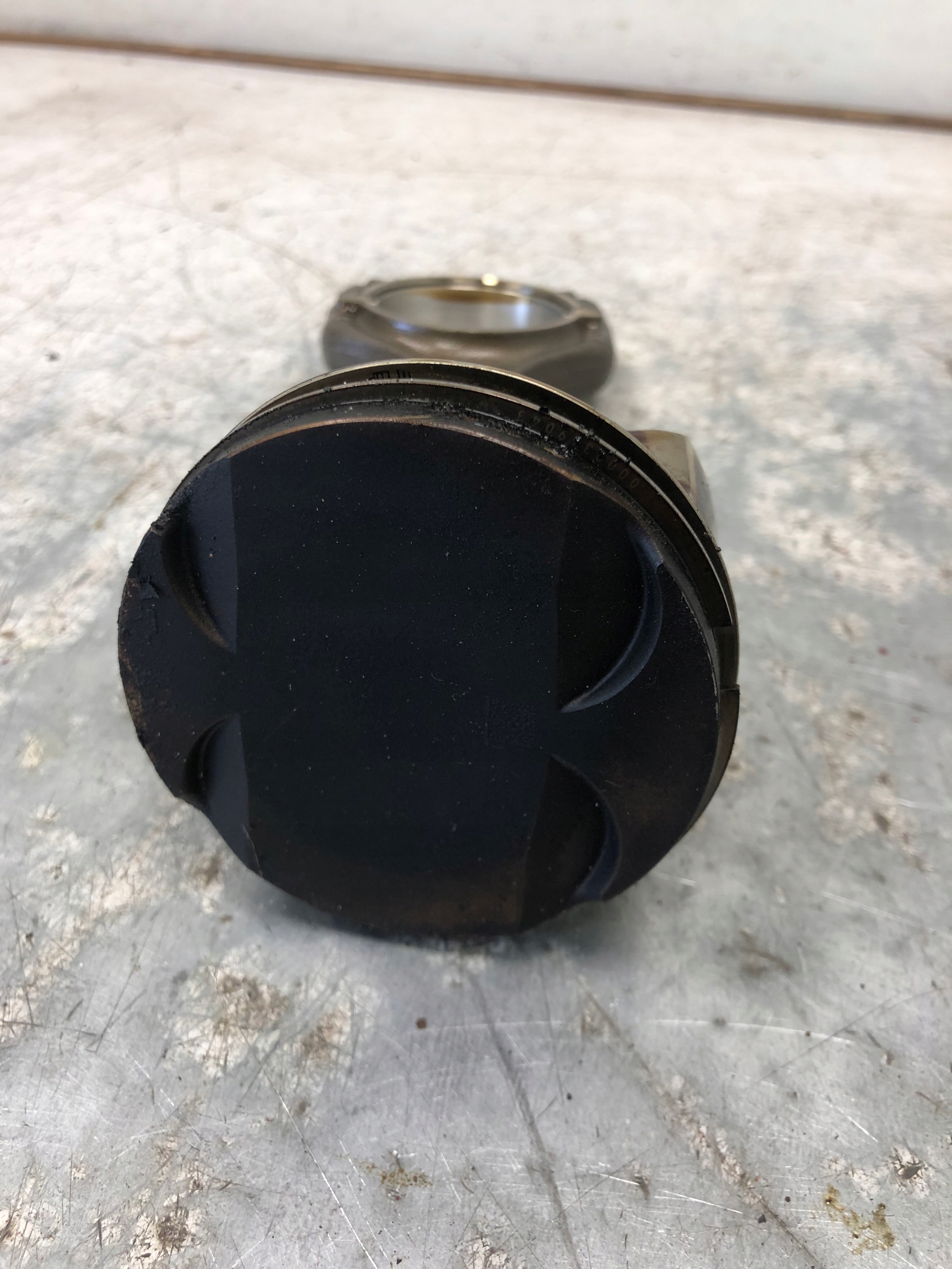 piston connecting rod VW SKODA AUDI 1.4 TSI CZC