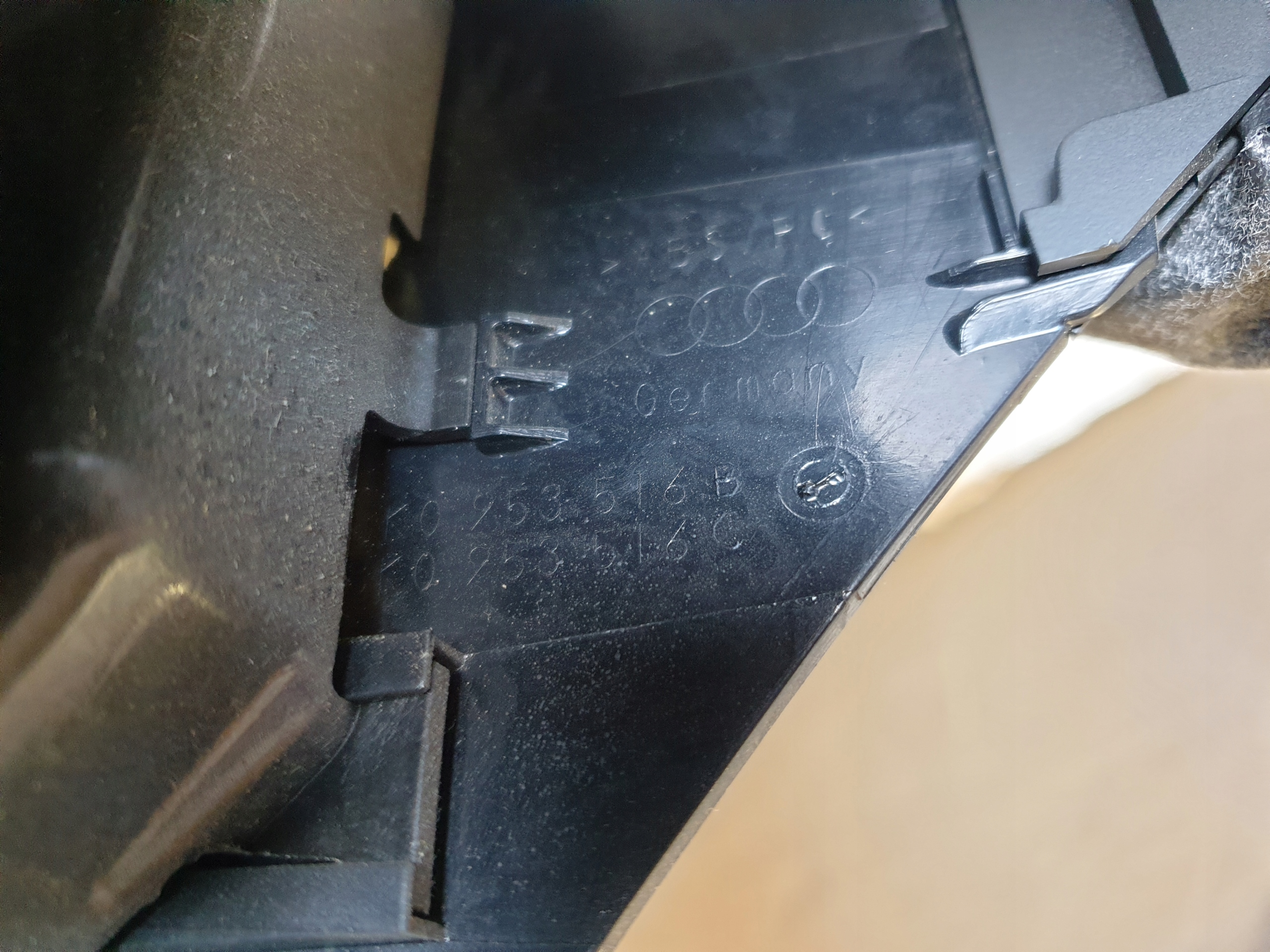Gehäuse Blende Abdeckung des Lenkrads AUDI A4 B8 2008