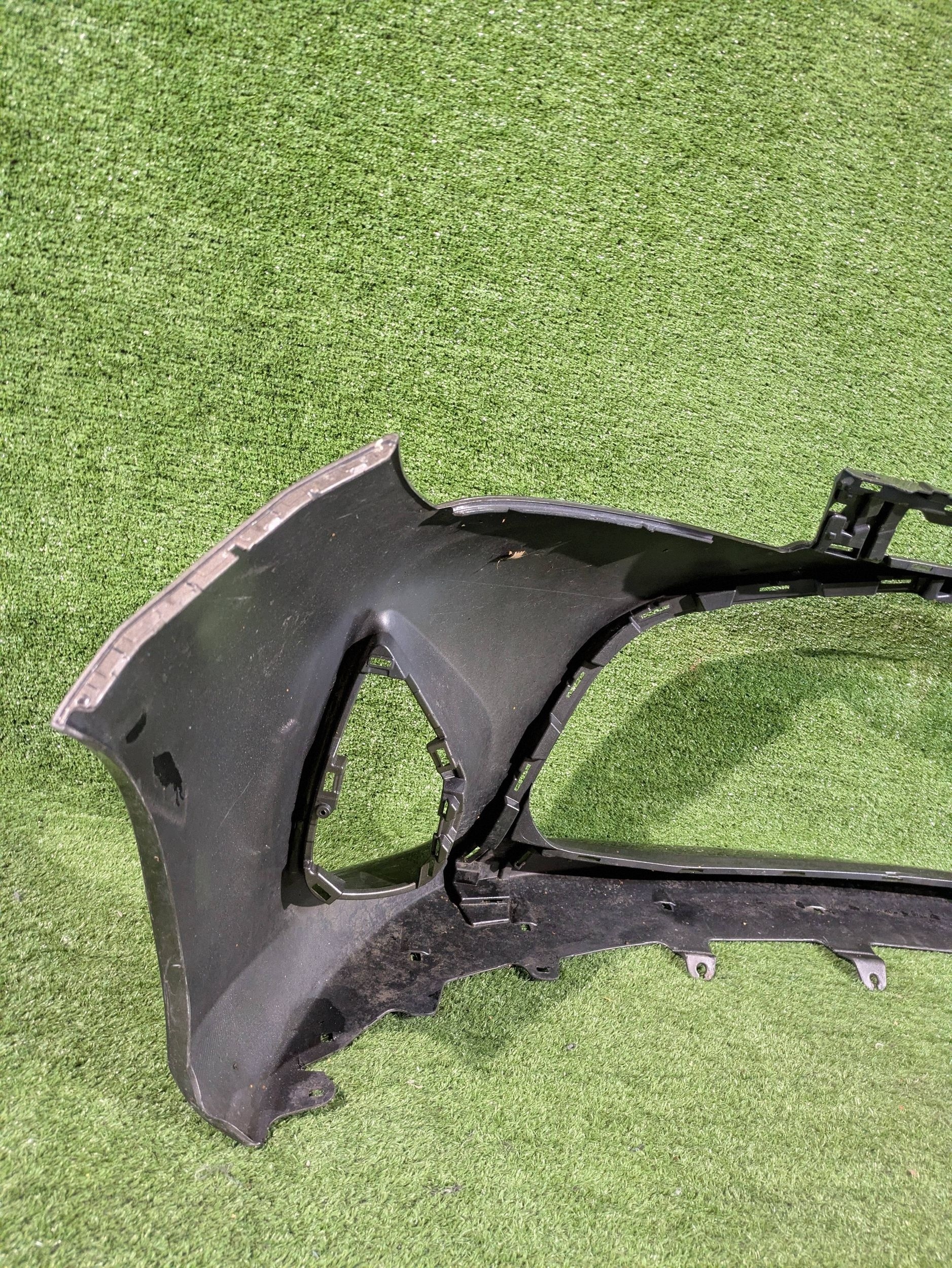 front bumper front TOYOTA YARIS III 14-17 NR.Z9480