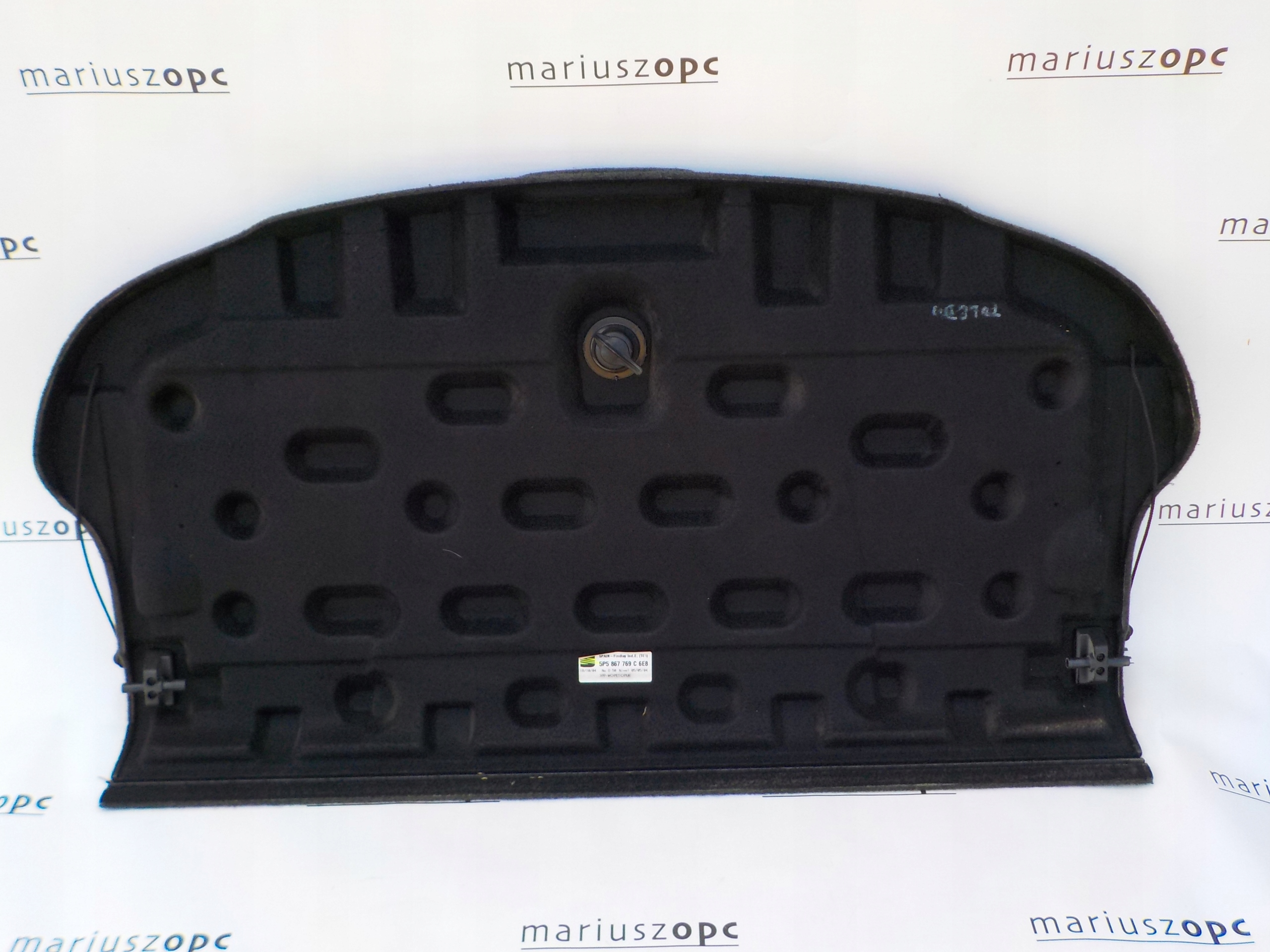полка задняя seat 5P5867769C