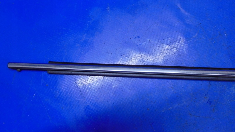 moulding dust right front TOYOTA AURIS II E18 13-18R