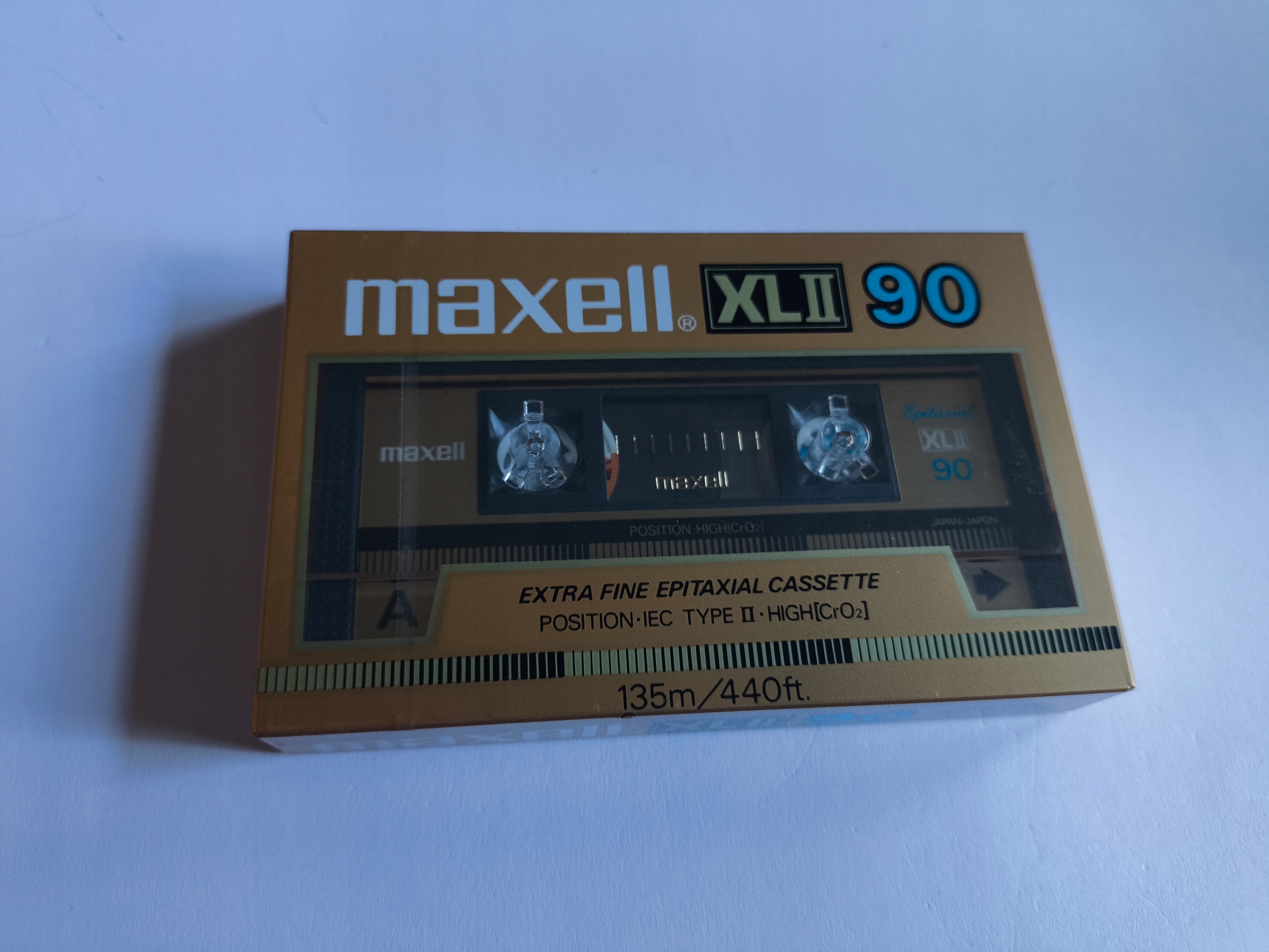 Кассета Maxell XLII 90 EPILAXIAL