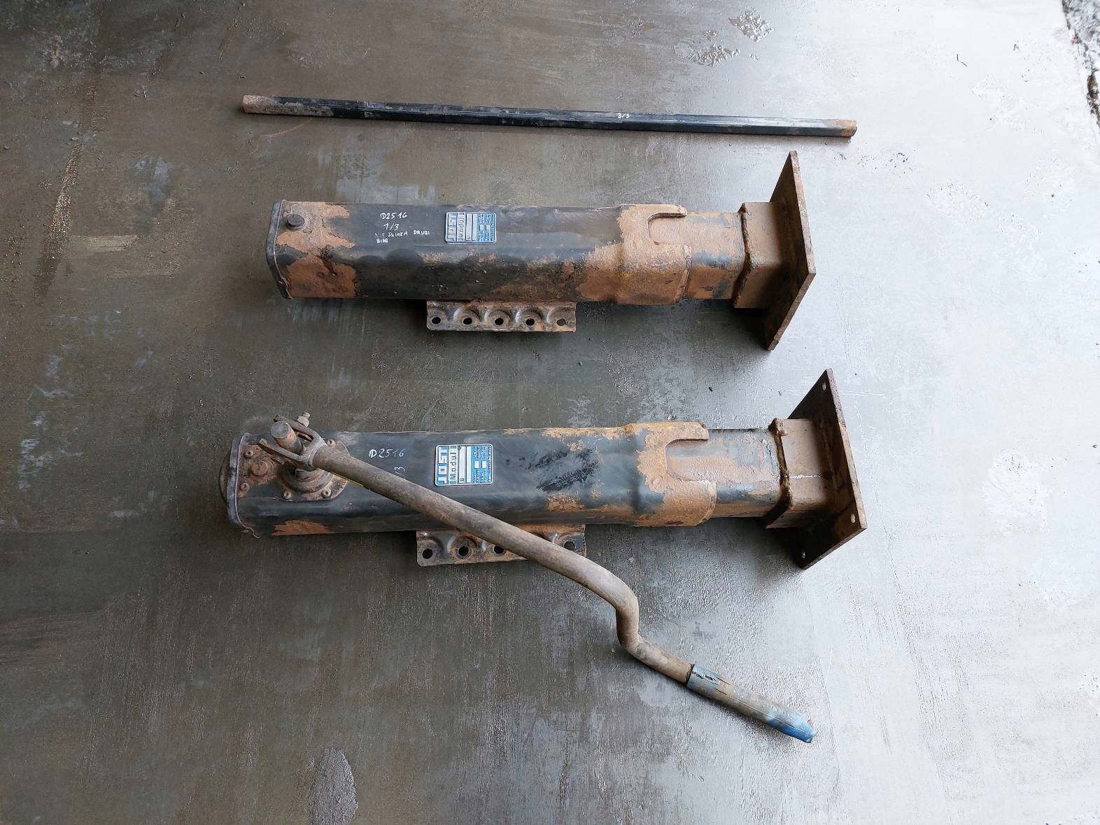 040319 - Лапи опори ноги напівпричепа Jost модуль b0402