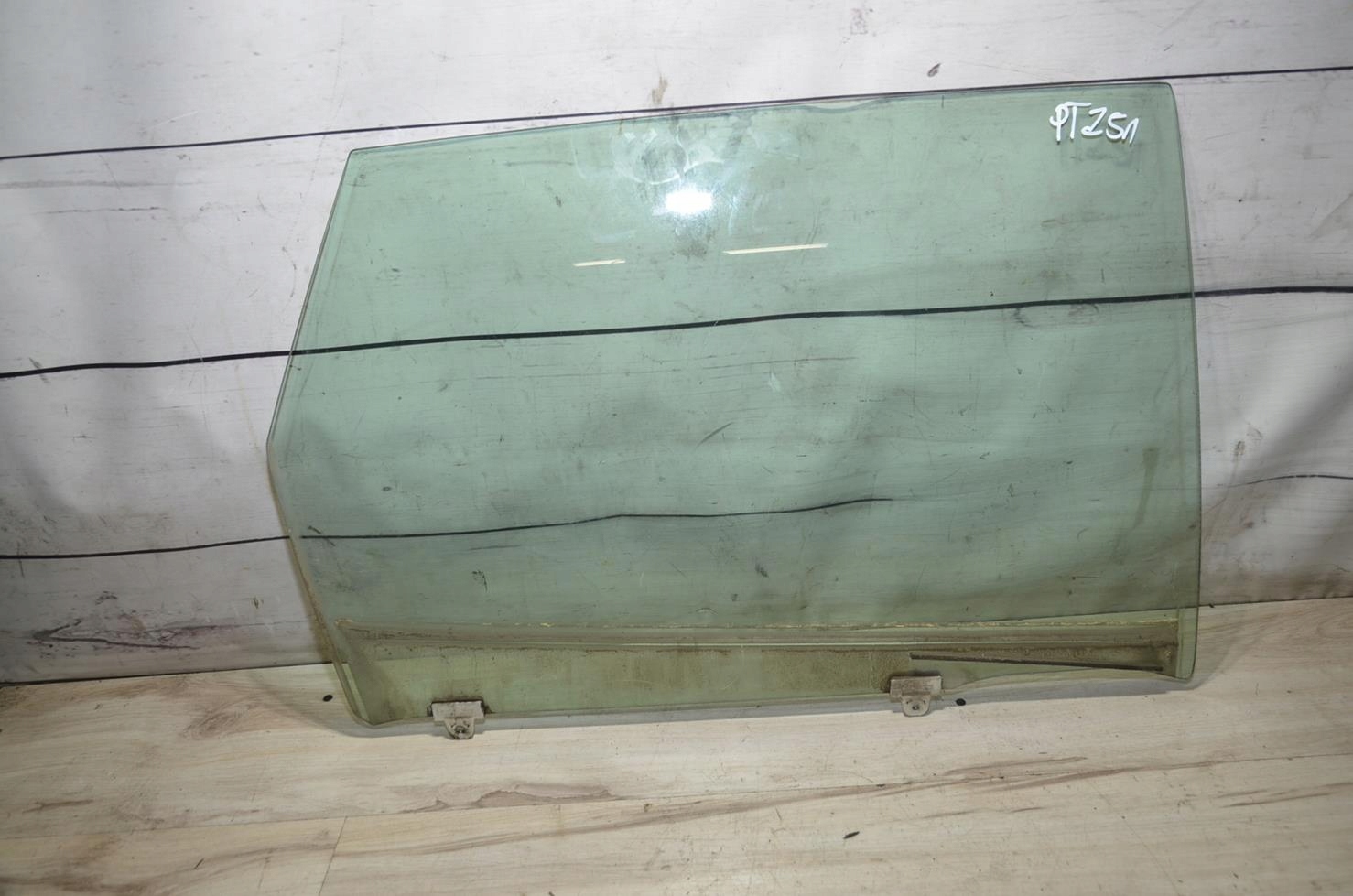window door right rear part Nissan Murano Z51