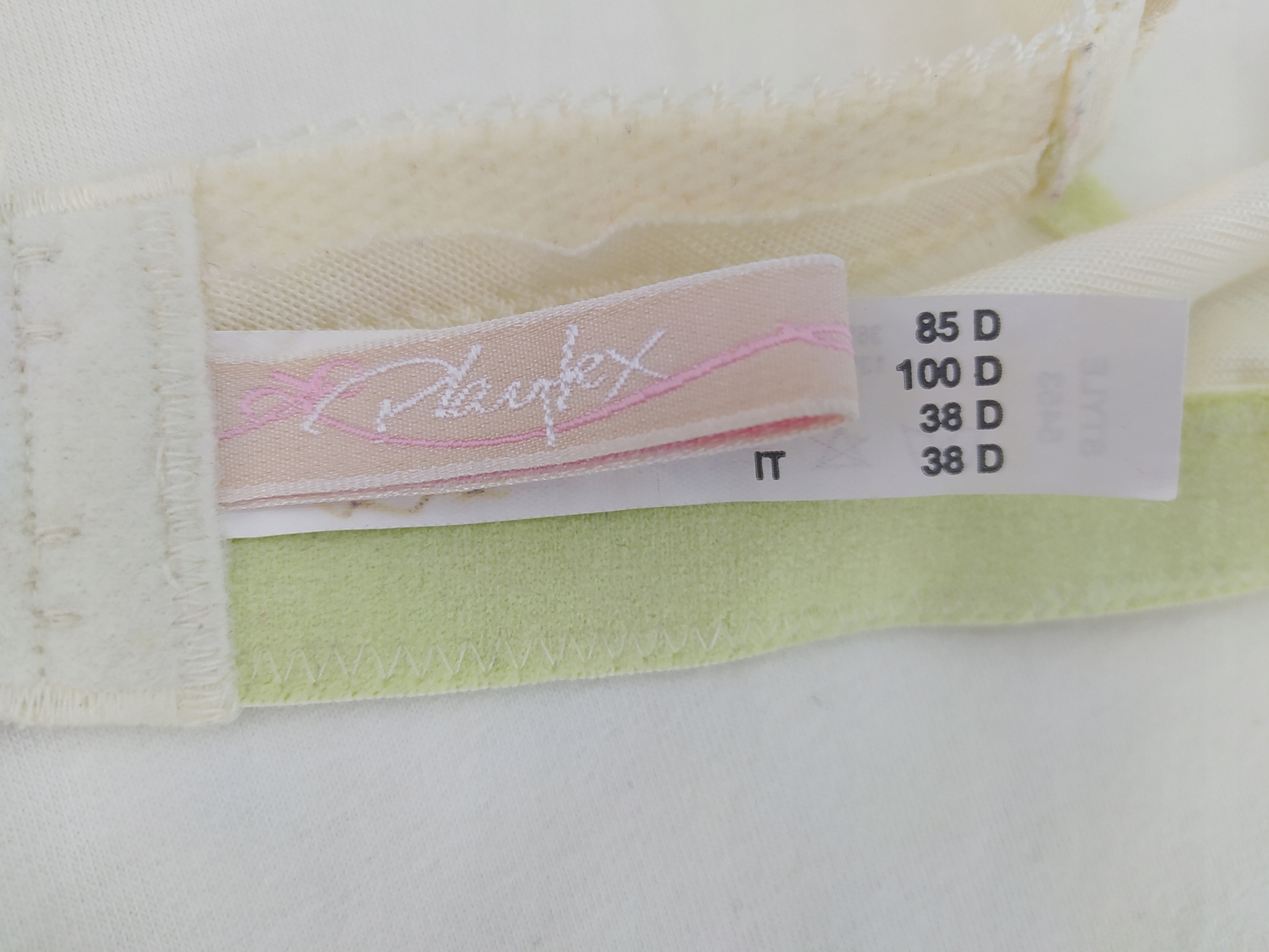 Playtex 38D 85D miękki biustonosz na fiszbinach Wzór dominujący mix wzorów