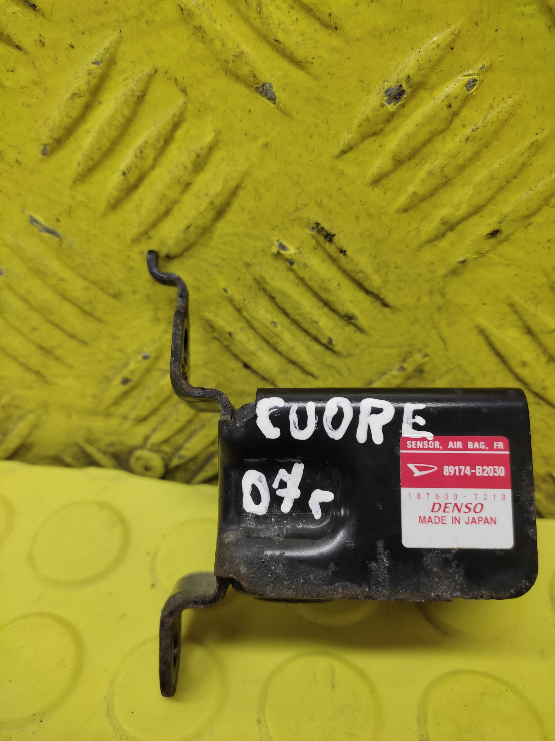 DAIHATSU CUORE VII impact sensor 89174B2030