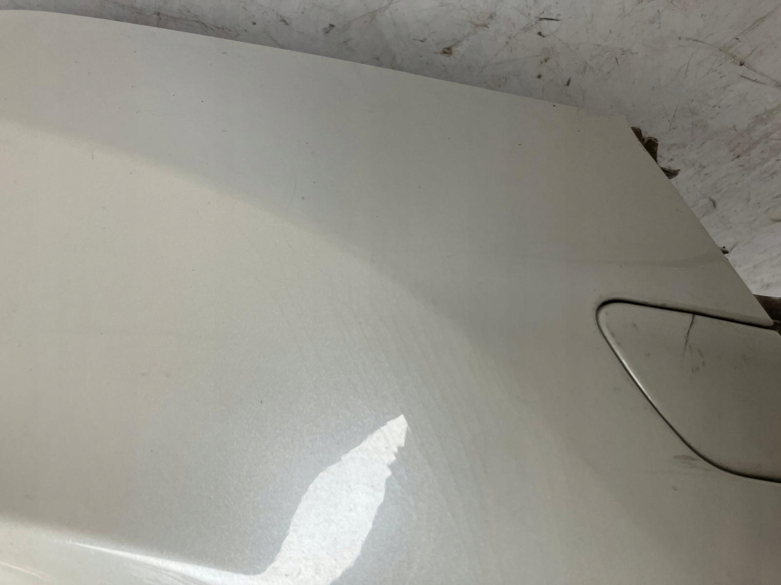 nárazník mřížka předek PEUGEOT 208 LIFT EFCD BIALA PERLA