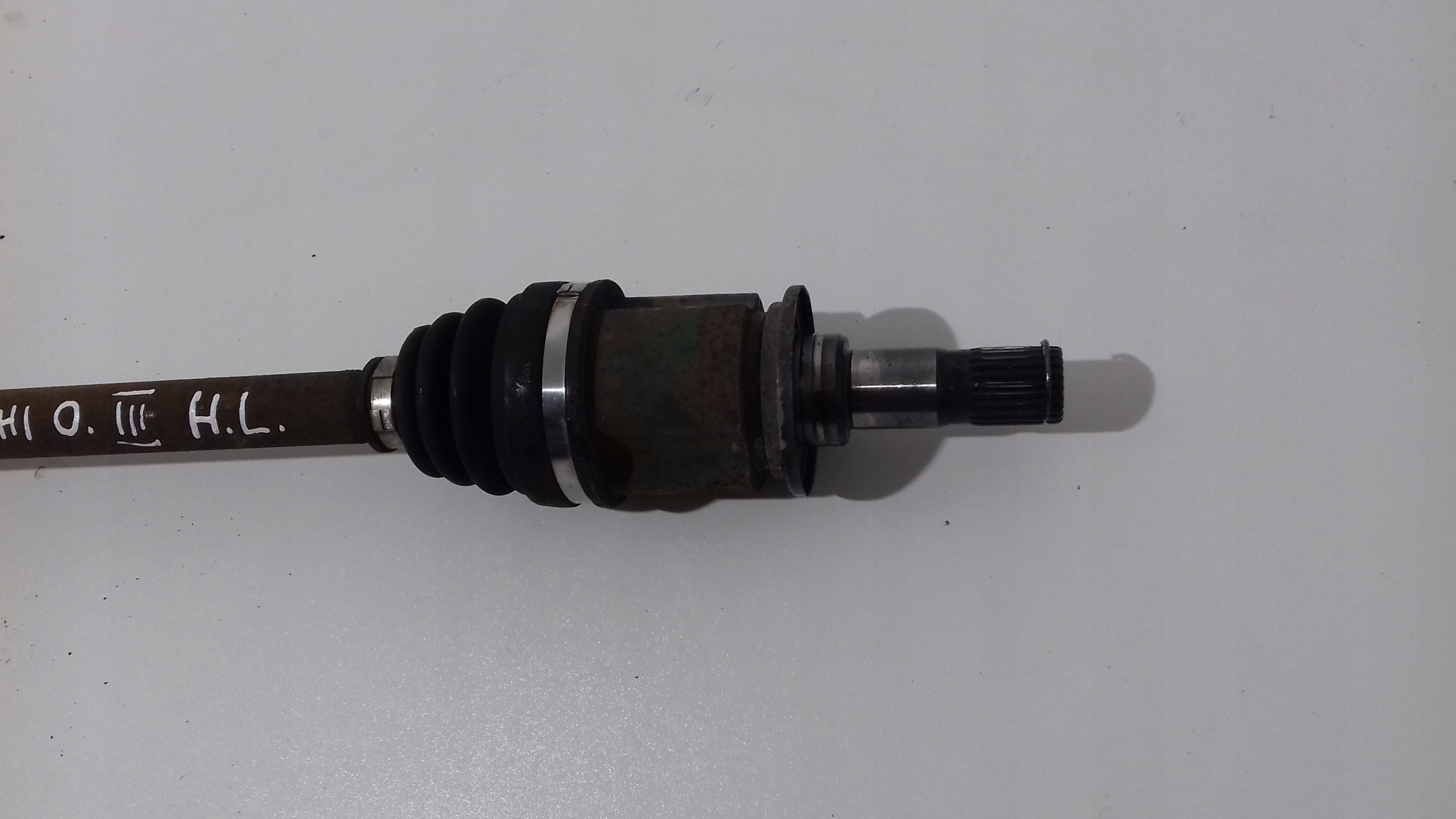 MITSUBISHI OUTLANDER III semi-axis left rear 2.0