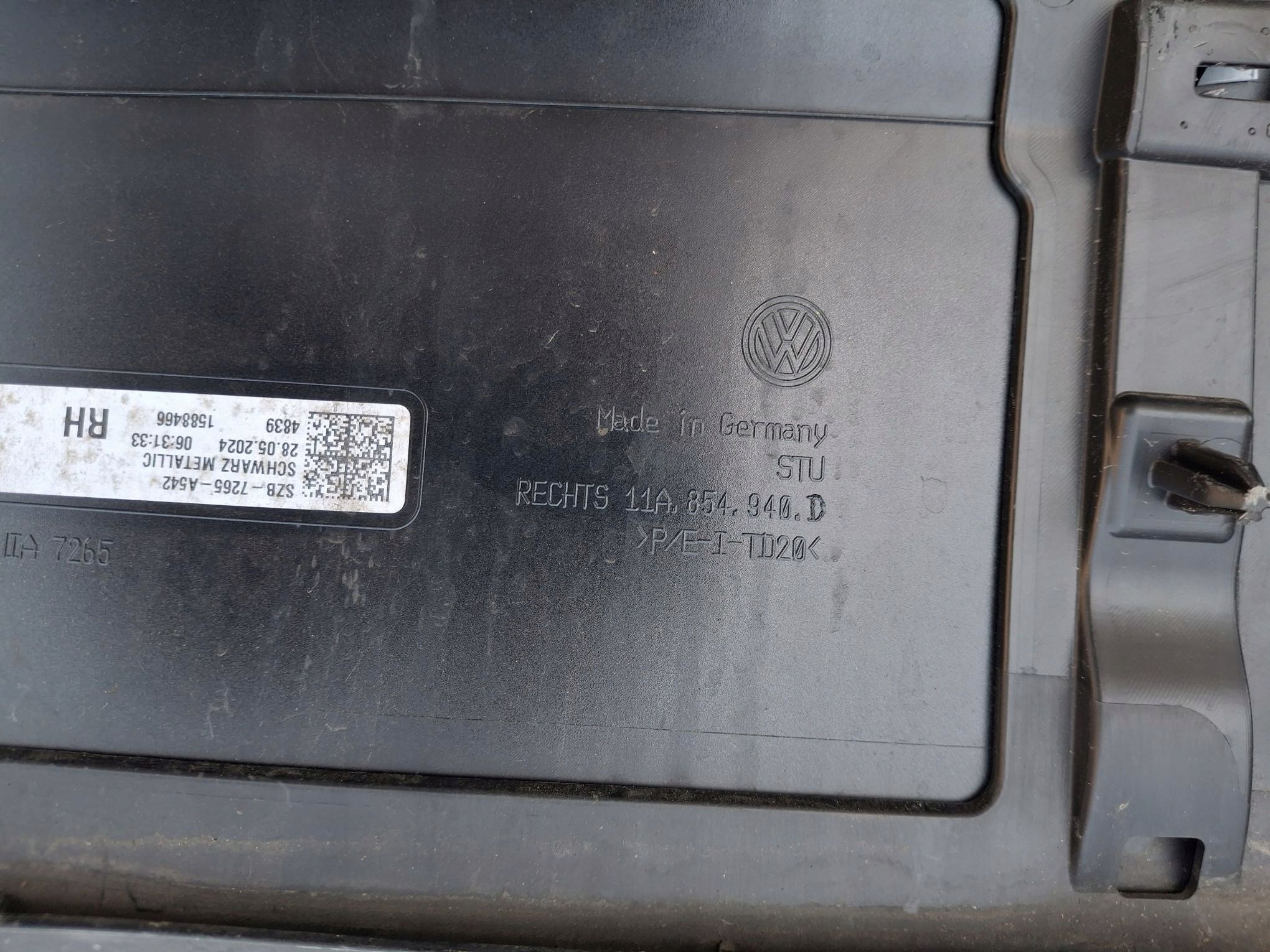 moulding for door right front VW ID4 ID.4 GTX 2020R->