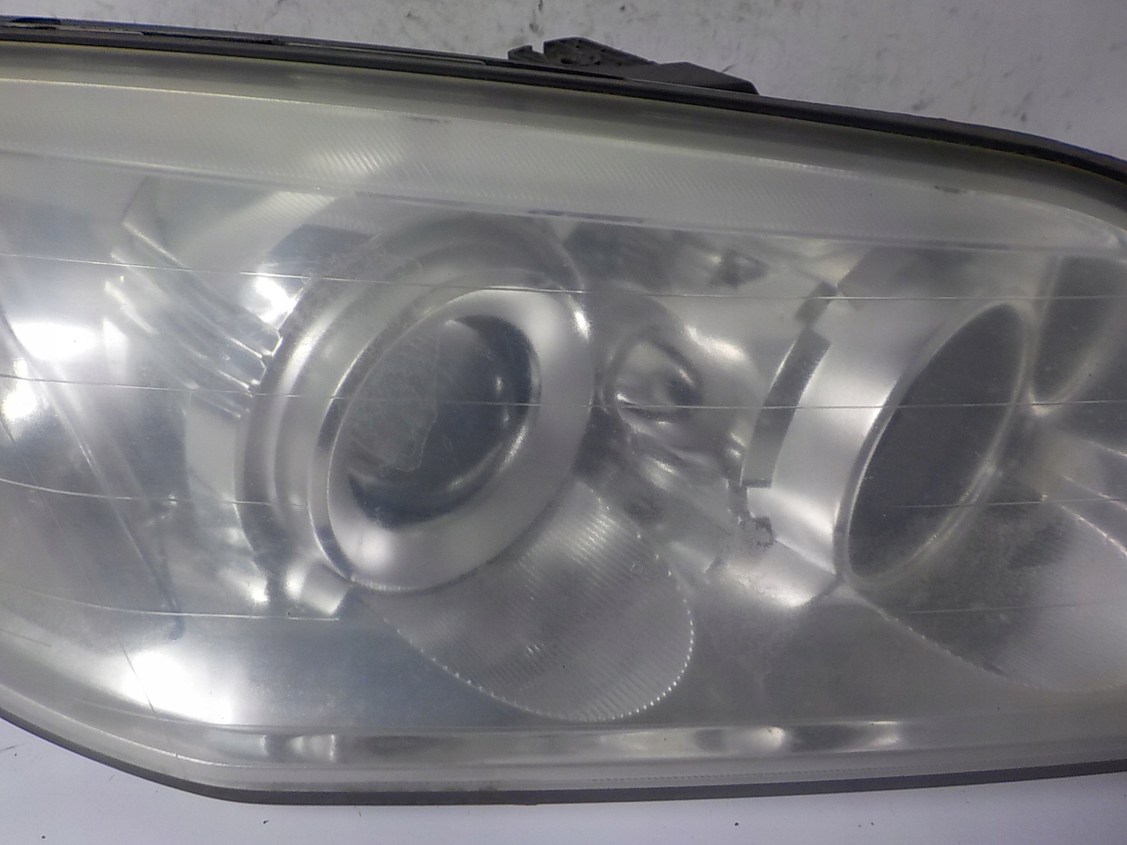 CHEVROLET CAPTIVA light right front front UK