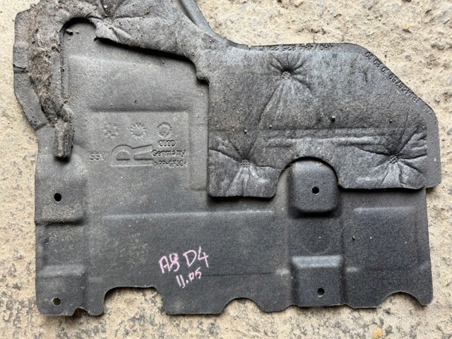 AUDI A8 D4 LONG cover chassis right rear part 4H4825214C