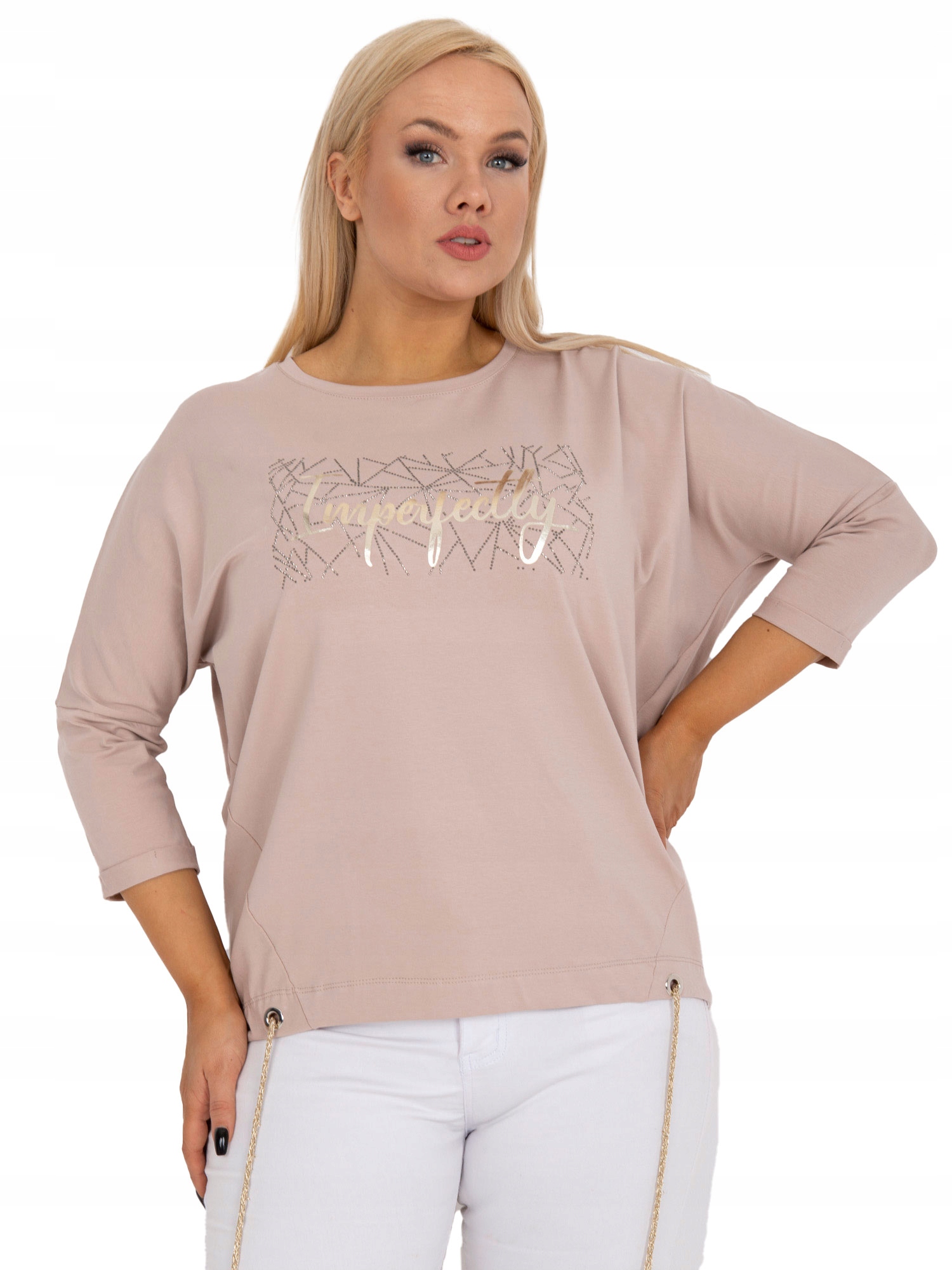 

Bawełniana Bluzka plus size ze srebrną aplikacją