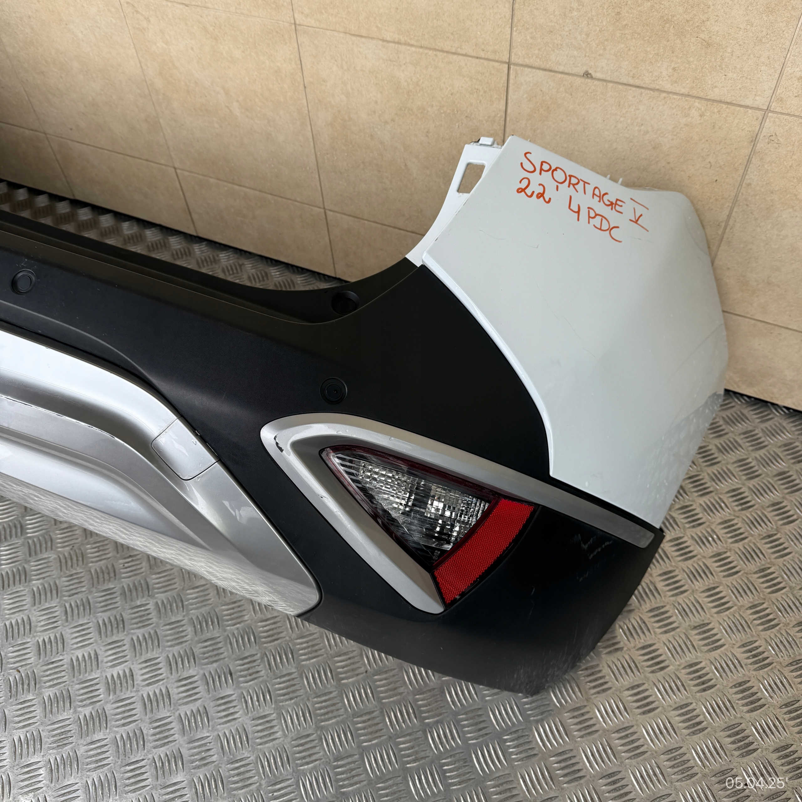 bumper rear complete KIA SPORTAGE V 2022 ROK 4 PDC
