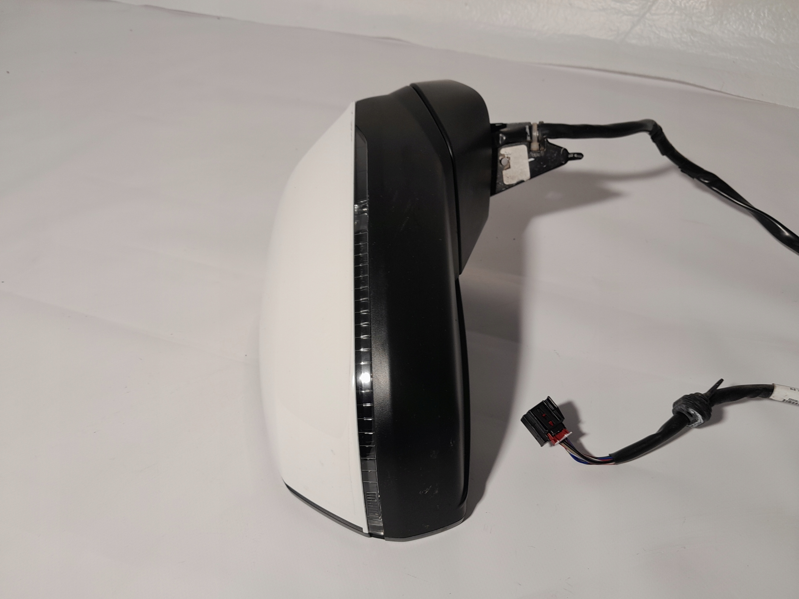AUDI Q5 II 80A mirror right 14PIN LY9C