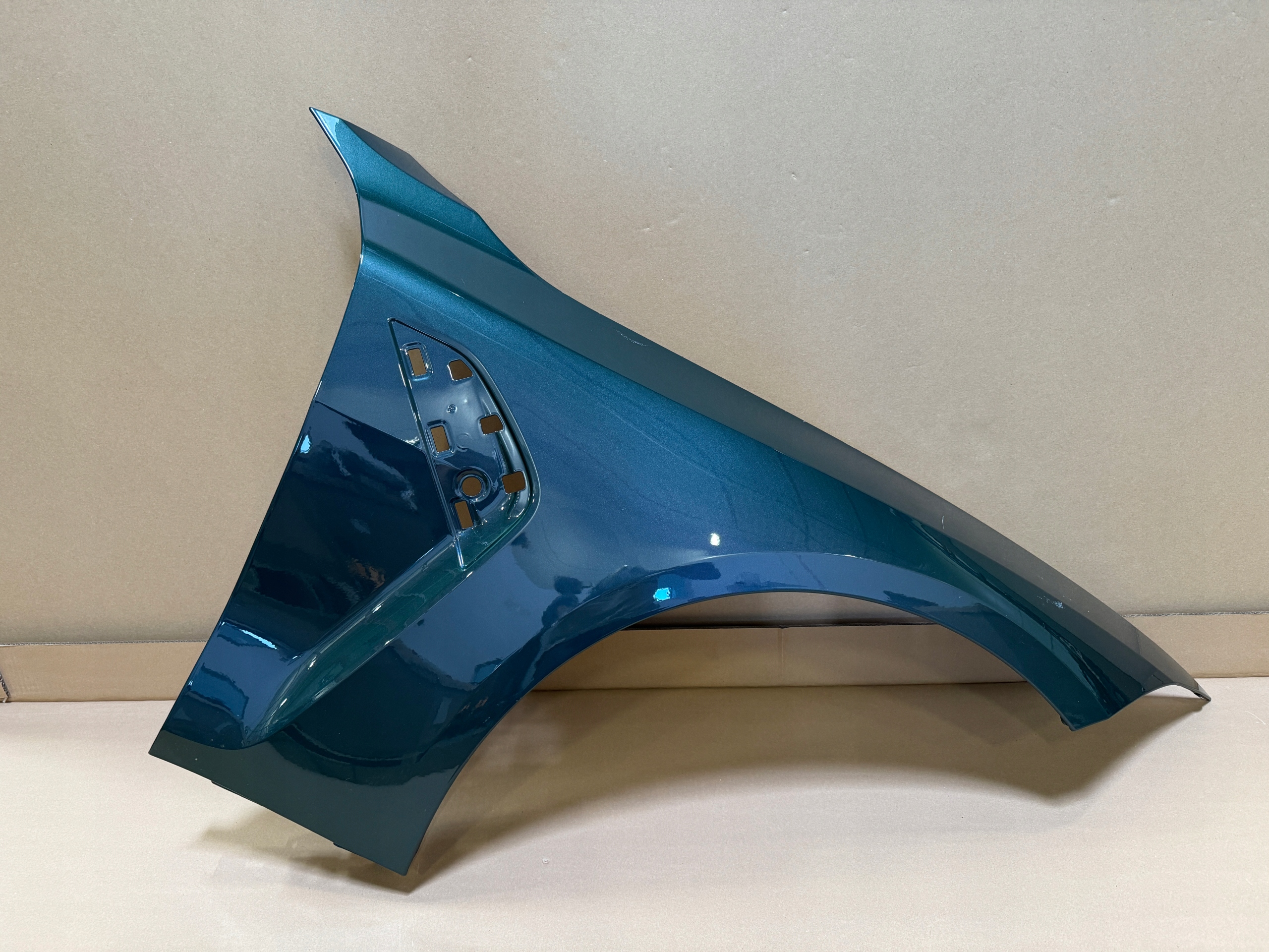 BMW M4 G82 G83 fender right front original OE 41008083536 Grun'