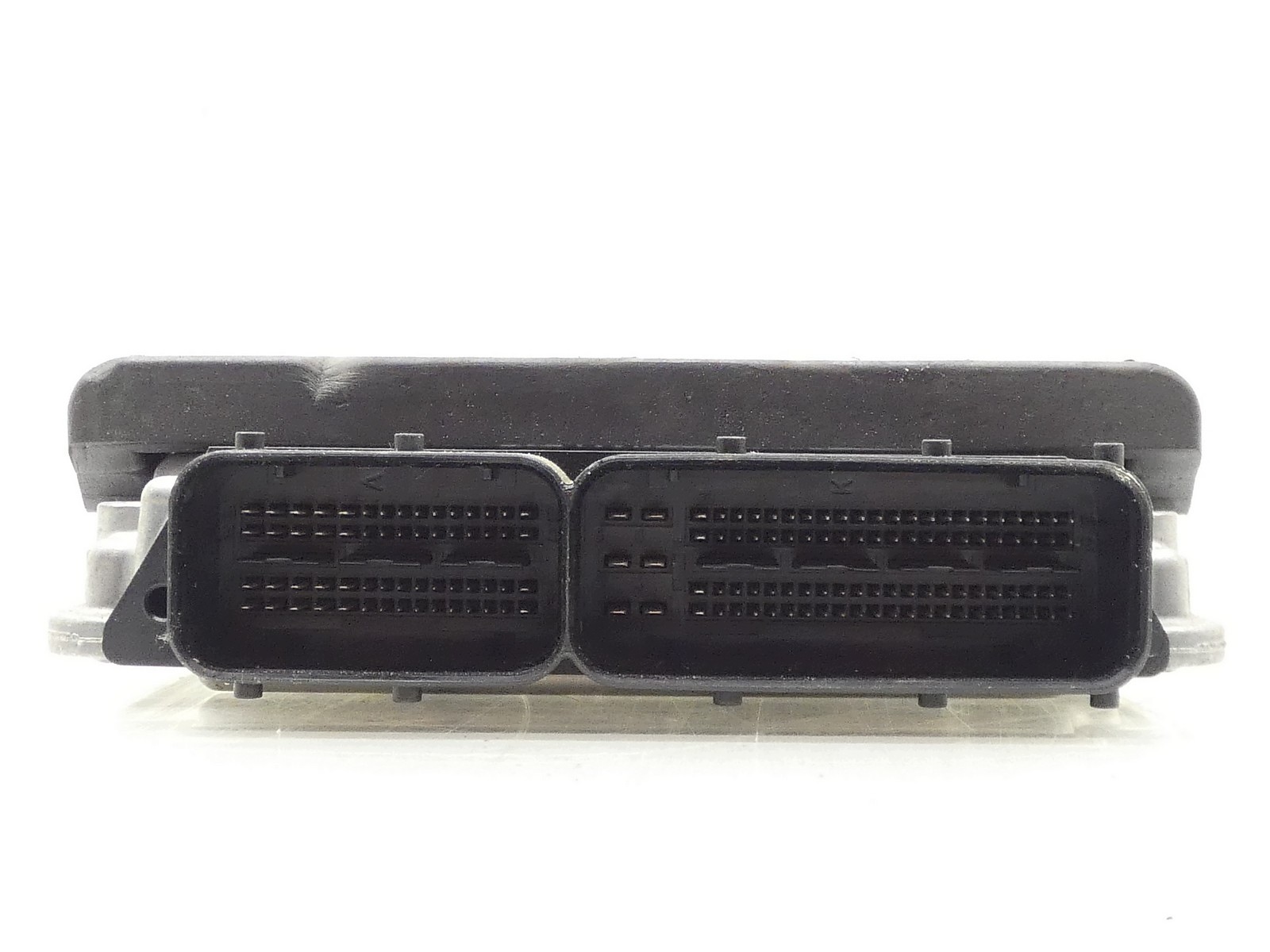 control unit computer of the engine AUDI A4 B8 A5 8T LIFT 2.0 TDI CGL 03L906018JG