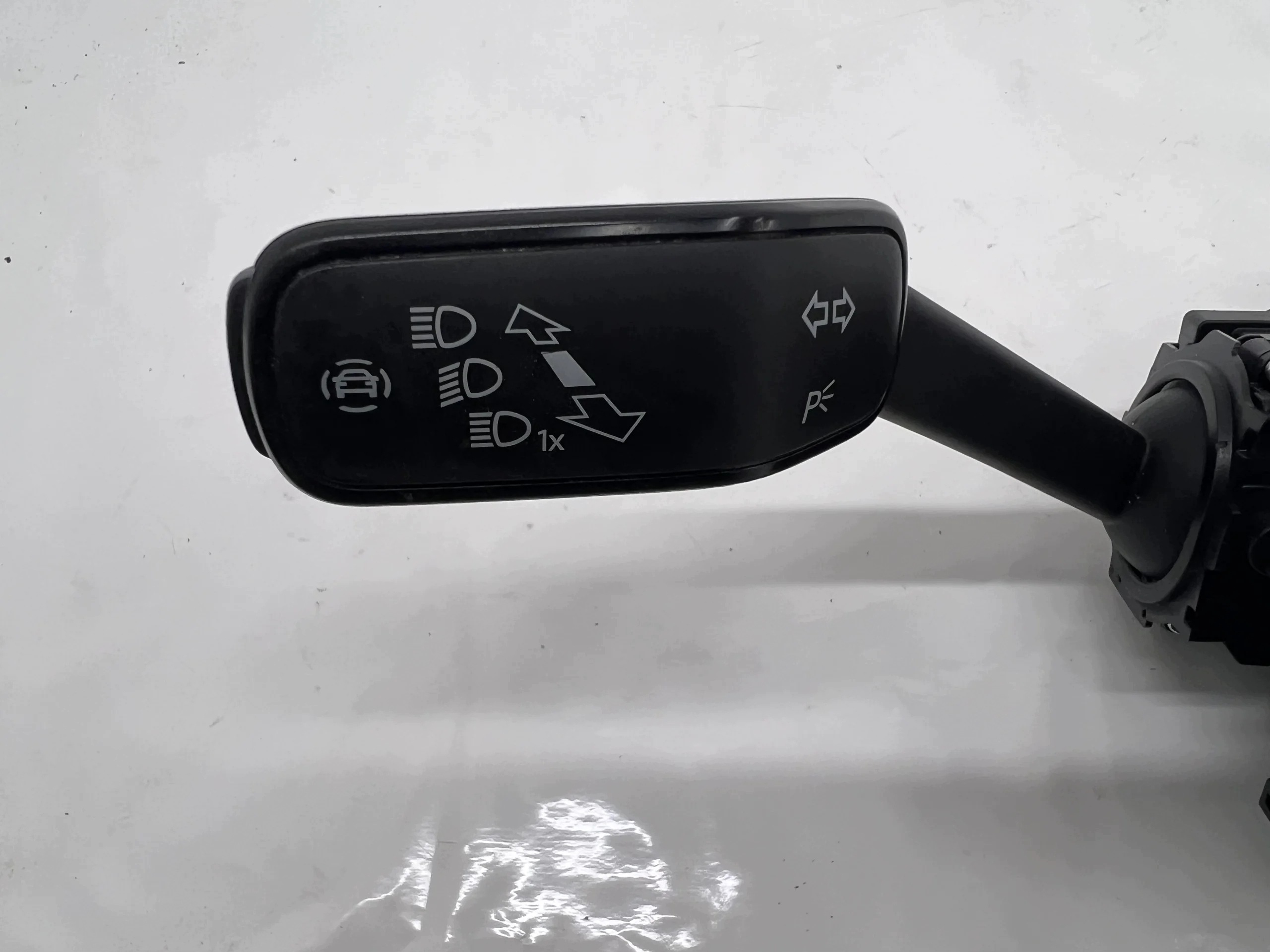 commodo commande levier commodo sous volant anneau 5Q1953507GB VW GOLF VIII 8 5H 22R