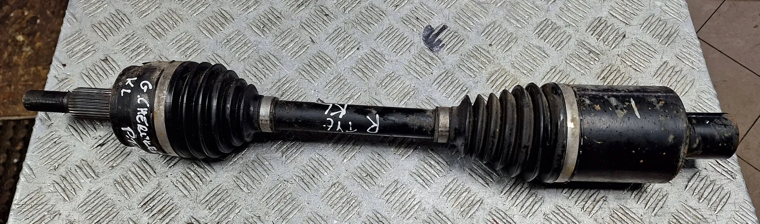 semi-axis rear part right Jeep Cherokee KL 14-18 3.2