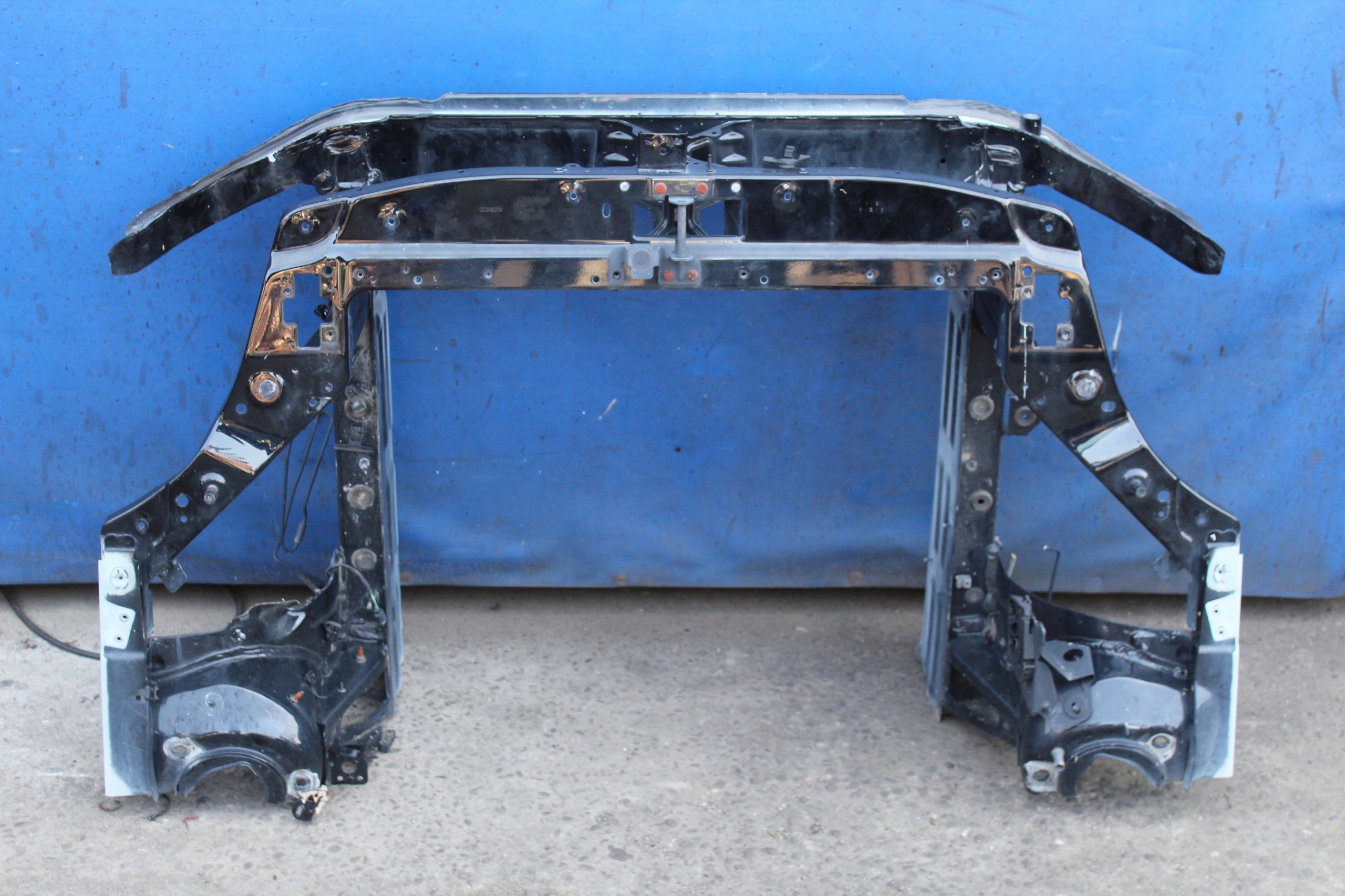 PAS PRZEDNI MERCEDES W172