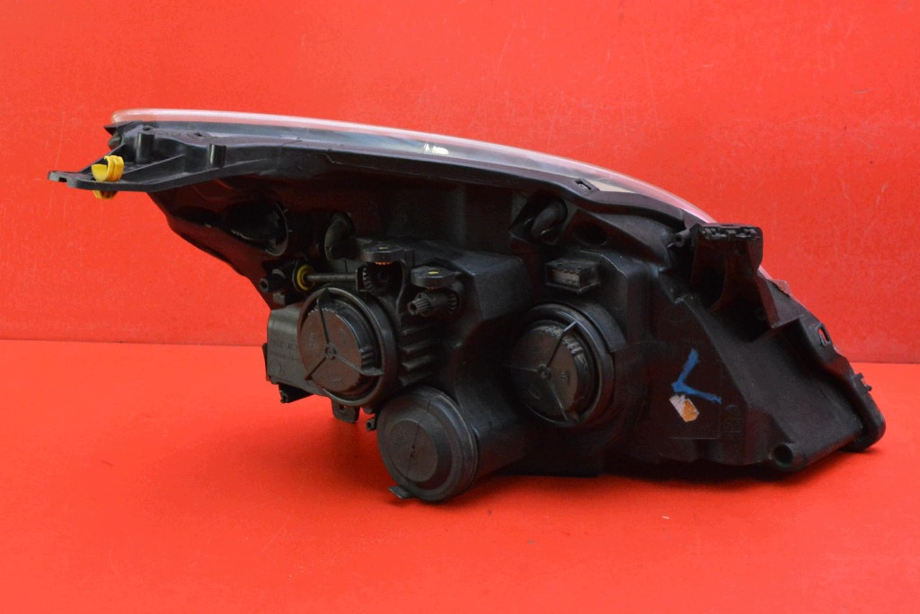 REFLEKTOR left light front lens EU 93192377 OPEL VECTRA C LIFT 05-09