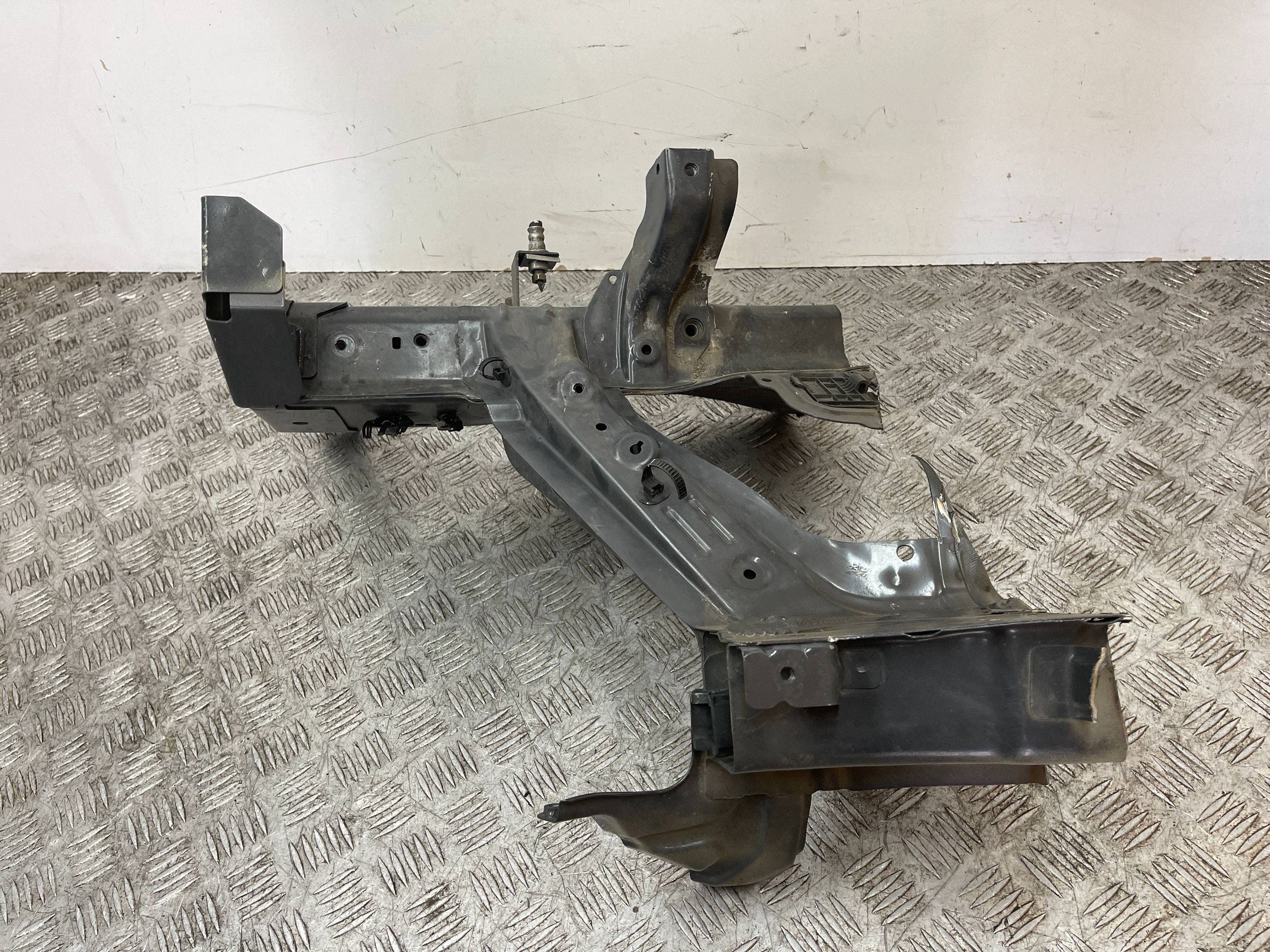 quarter quarter left KIA RIO IV 4 17