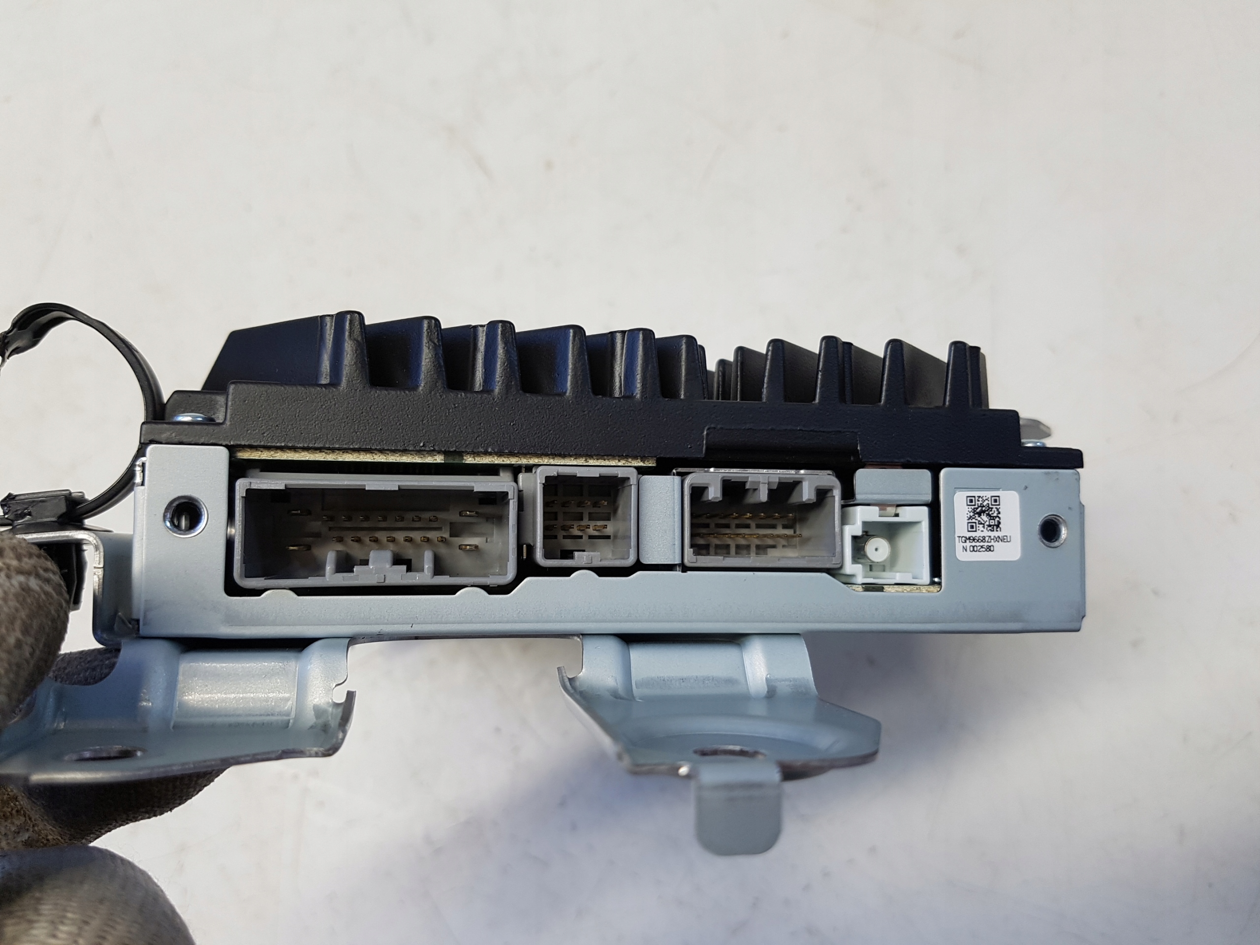 HONDA CIVIC X HB amplifier 39186-TGL-E020-M1