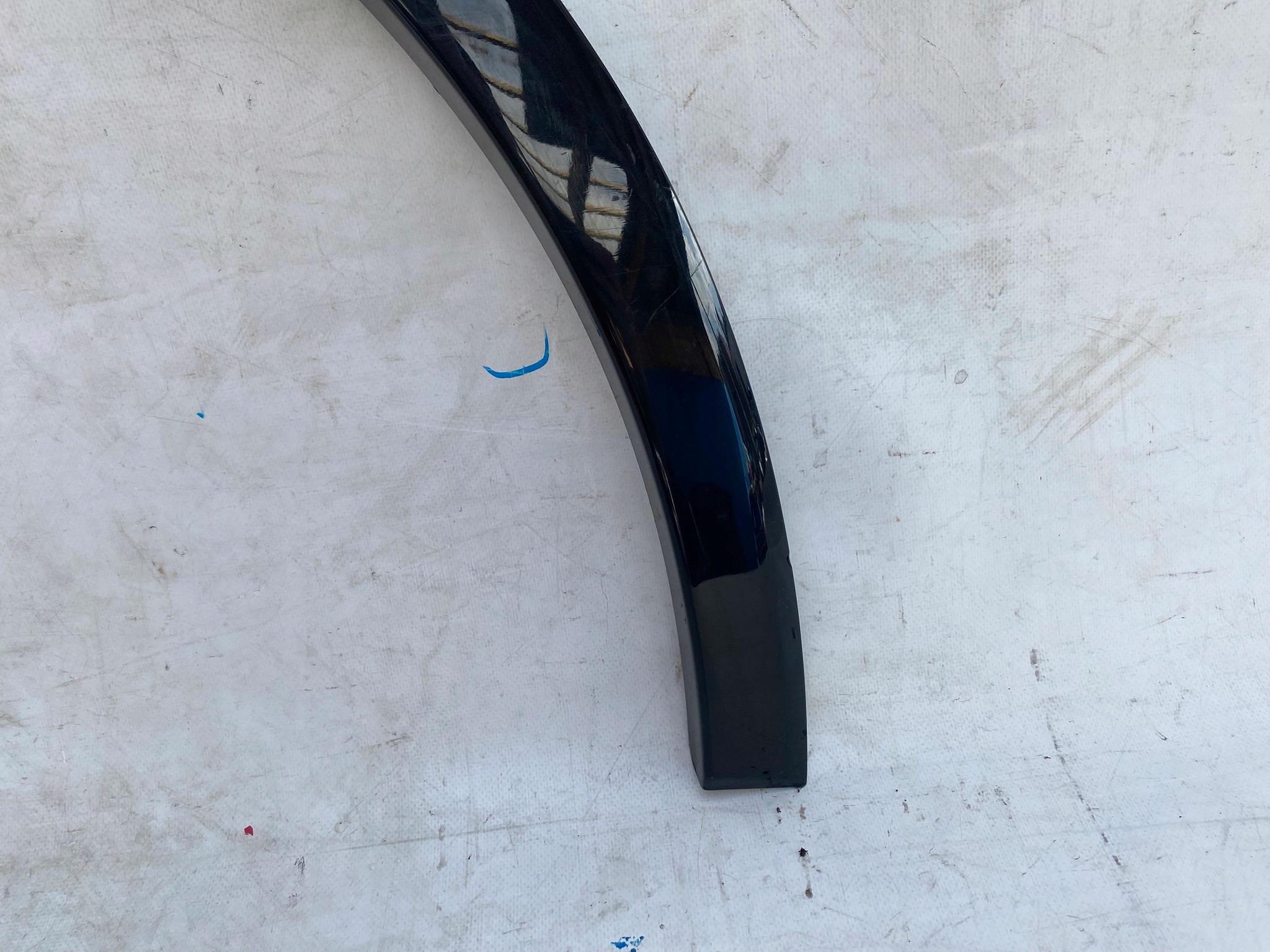AUDI Q7 II moulding cap of a fender right front front 7232-5000