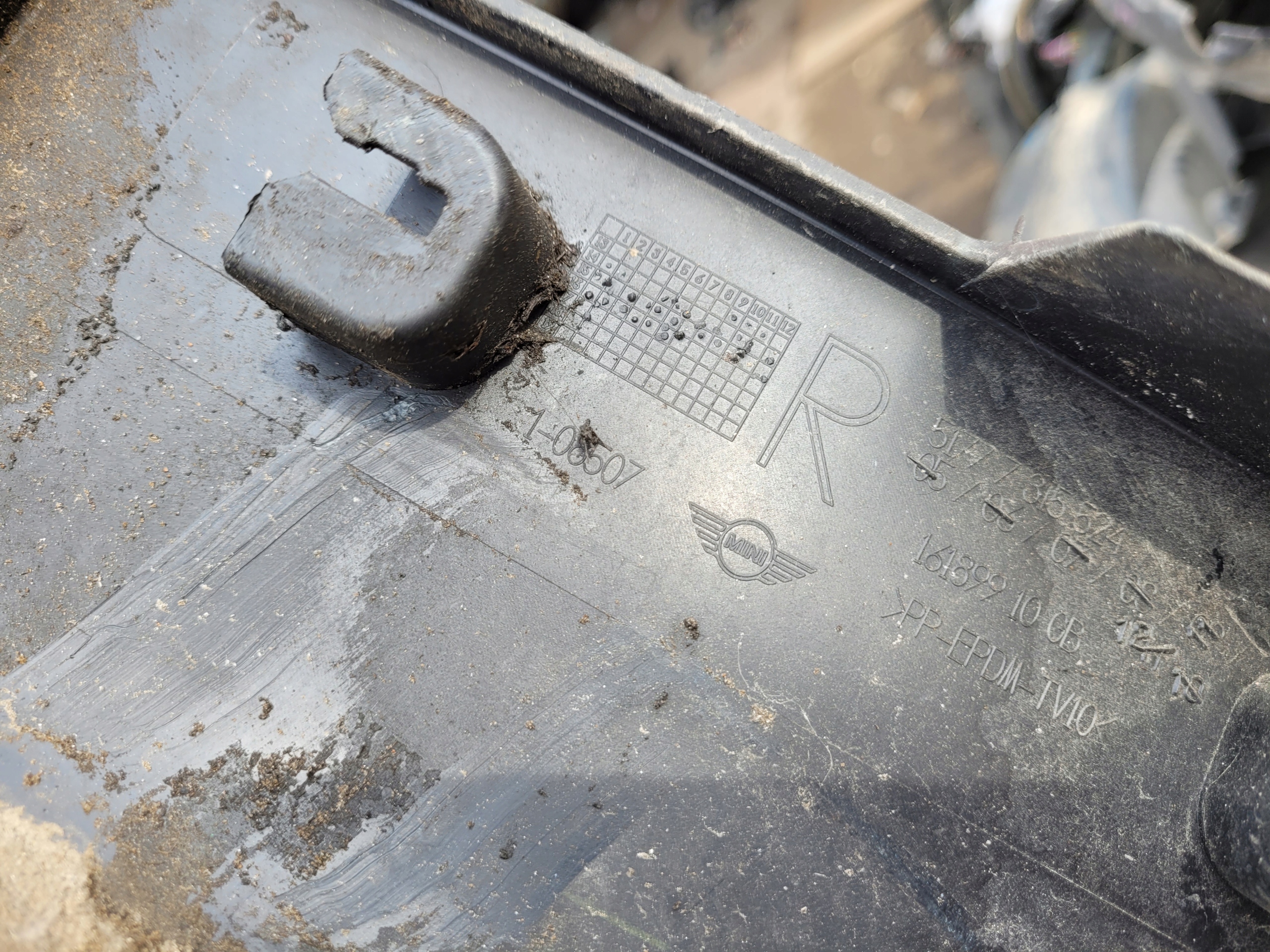 moulding threshold right MINI COOPER F55 5D