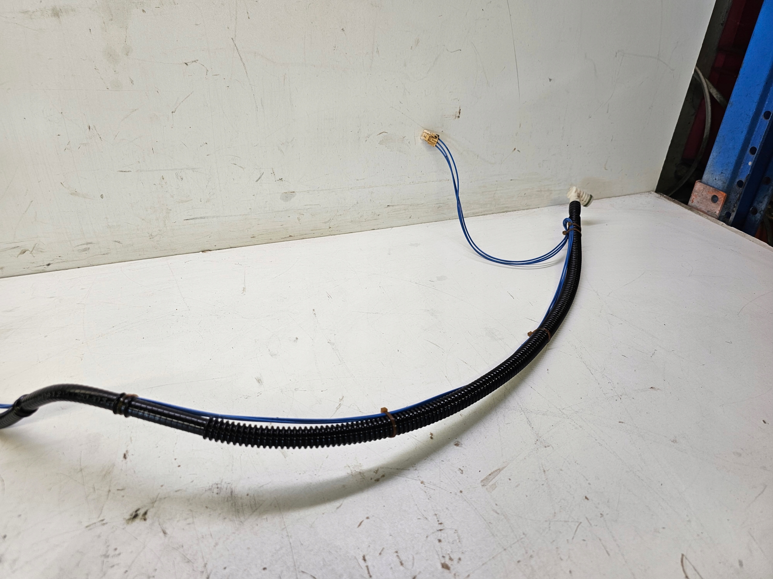 PLYWAK DES KRAFTSTOFFSBEHÄLTERS SENSOR AUDI A4 B8 A5 8K0201317