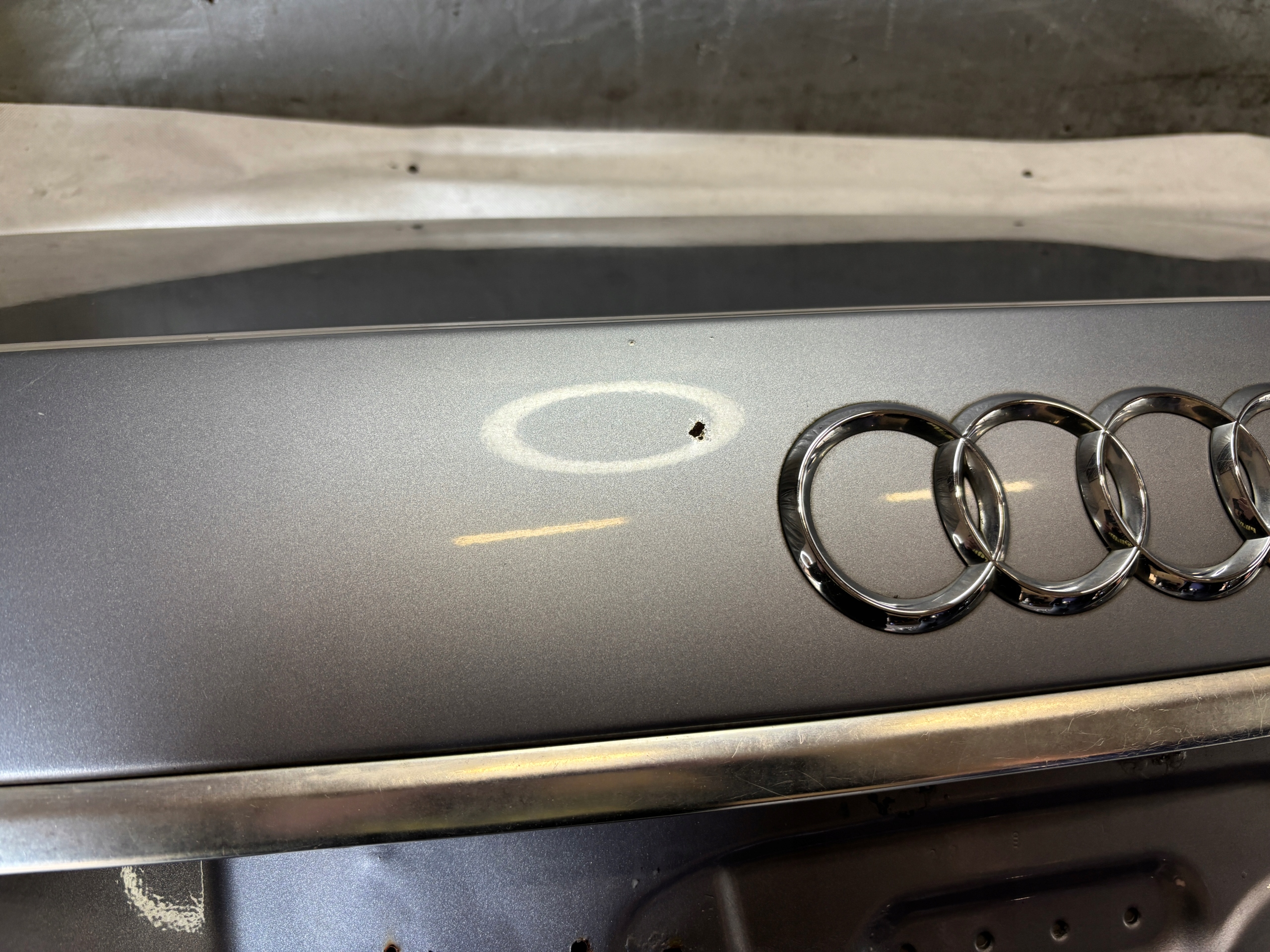 trunk door boot Audi A6 C6 sedan k: LY7H