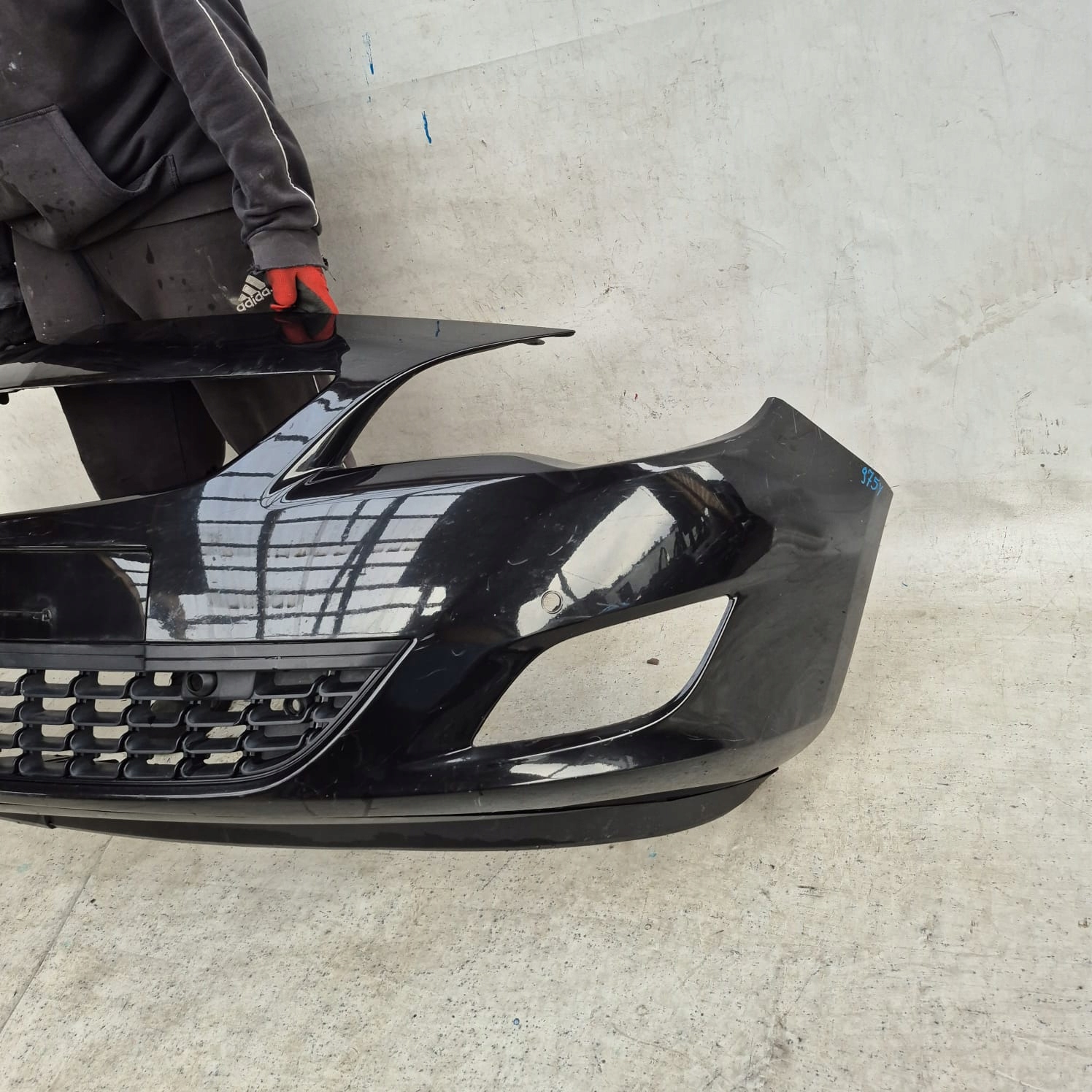 OPEL ASTRA IV 4 J 09-12 bumper front front PDC