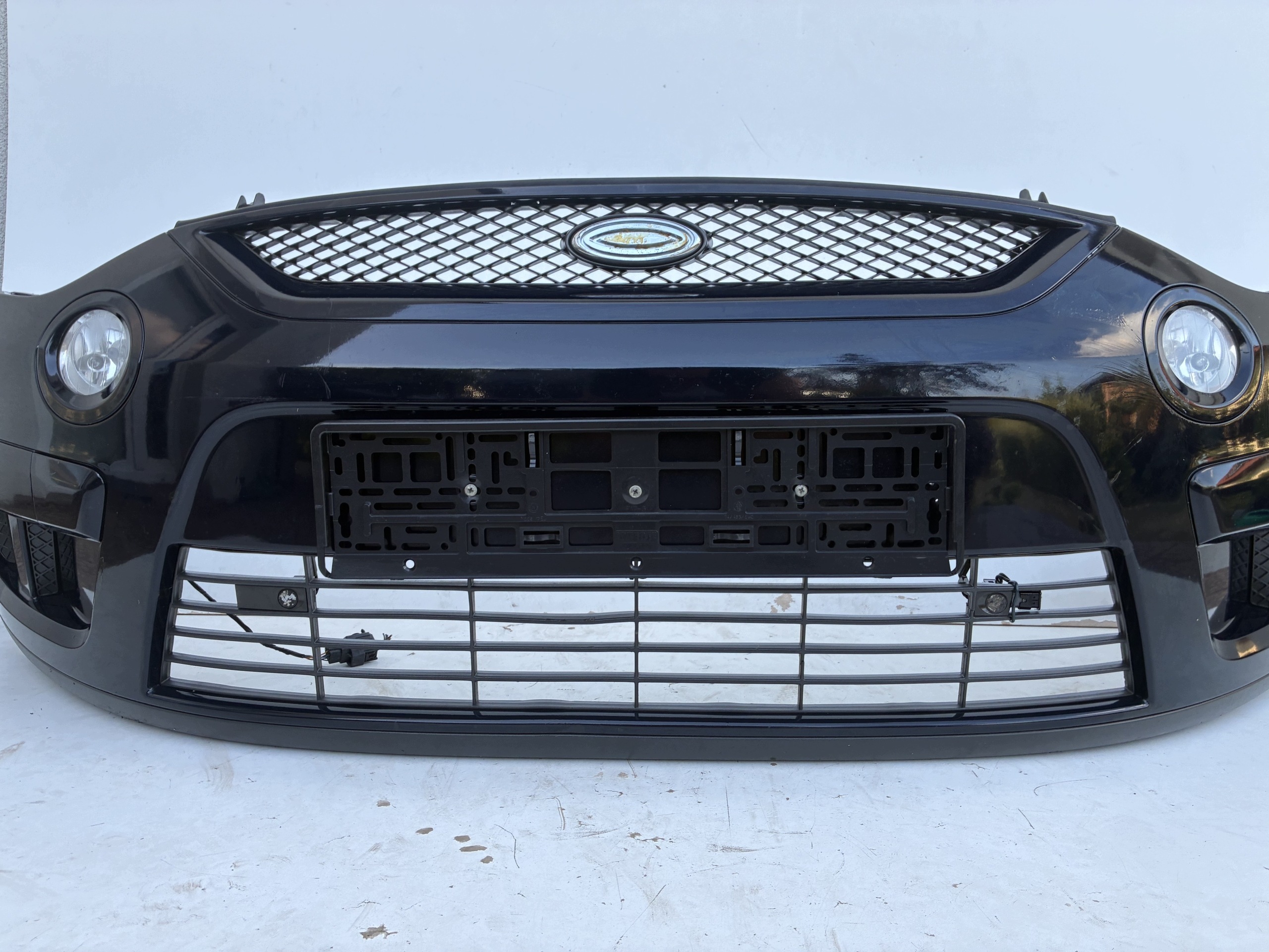 bumper front front Ford S-Max Mk1 V6 PDC 06-15r. ==OEM== Europa