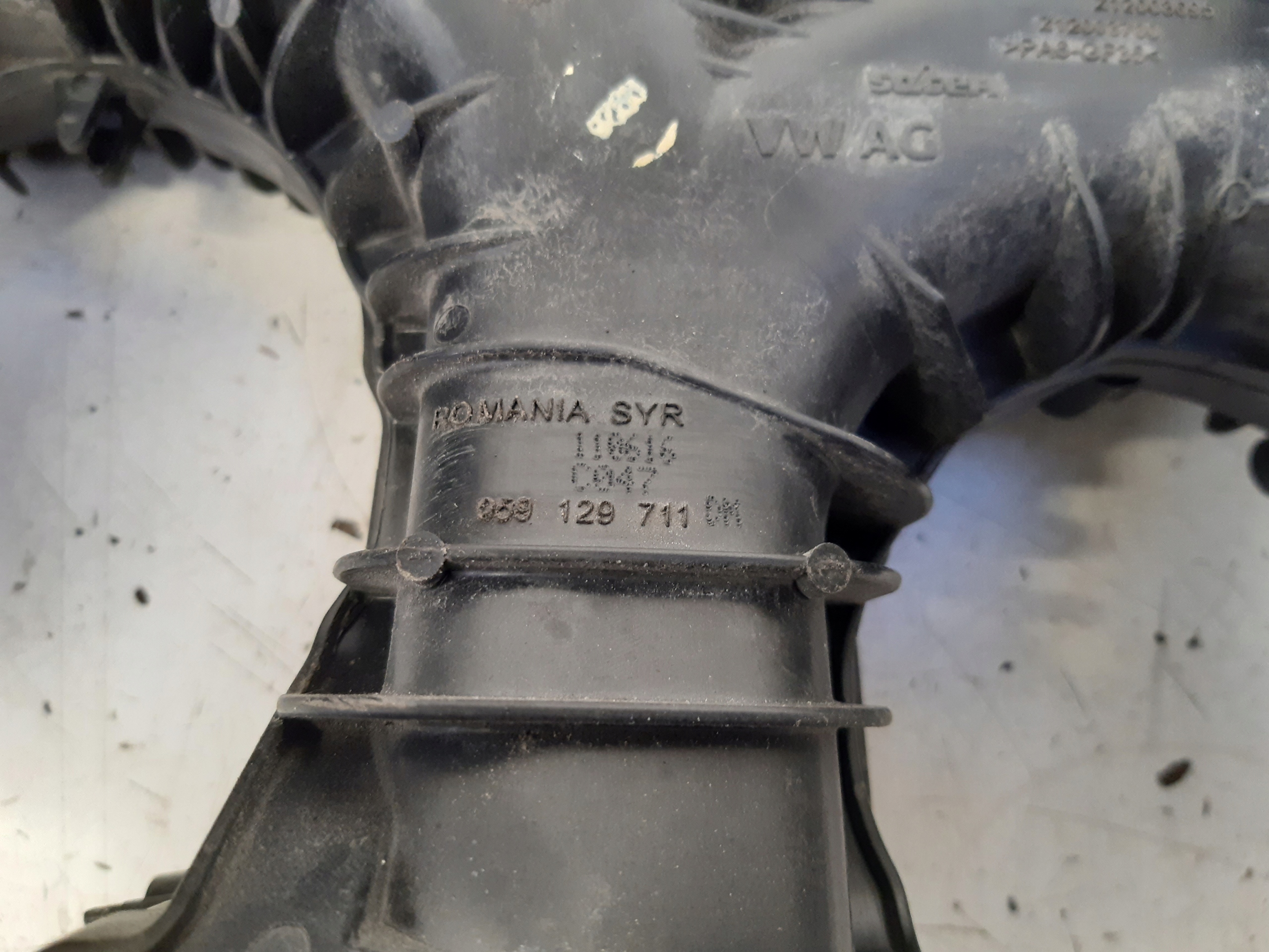 Saugrohr Unterteil 059129711DM Audi A4 B9