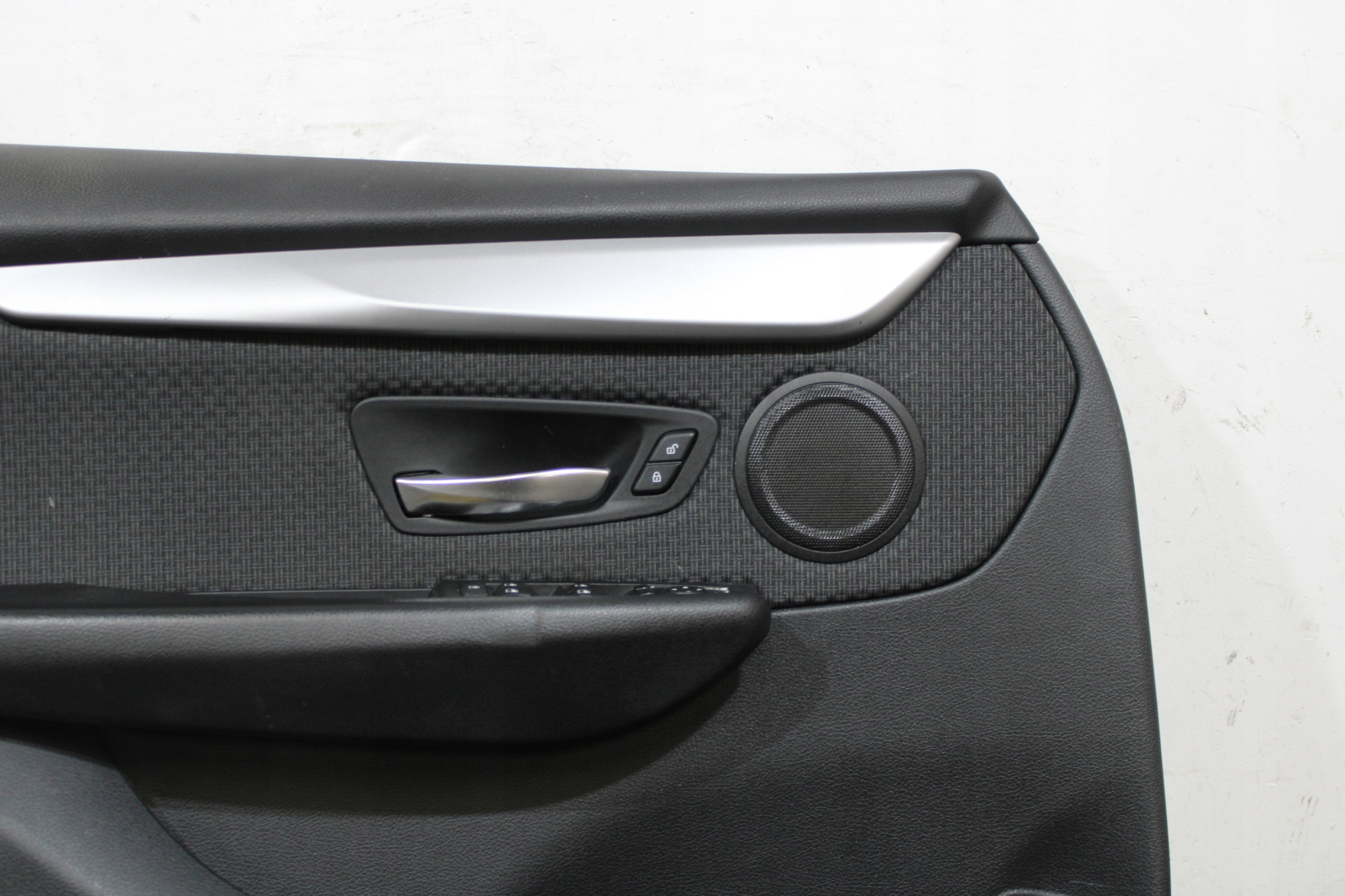 upholstery side door left front BMW 2 F45 ACTIVE TOURER
