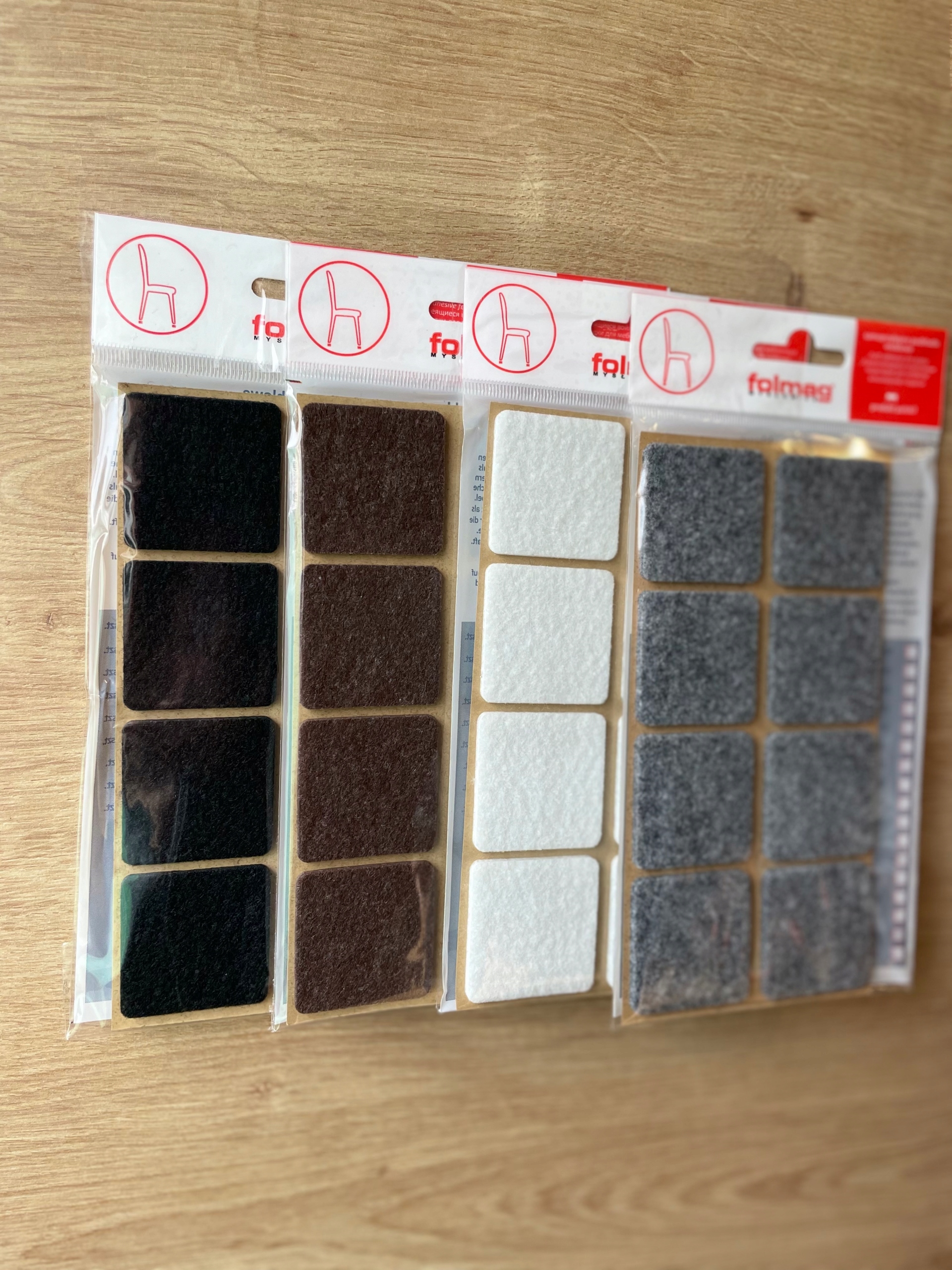 

Podkładka filcowa samoprzylepna 38x38mm 8sztuk