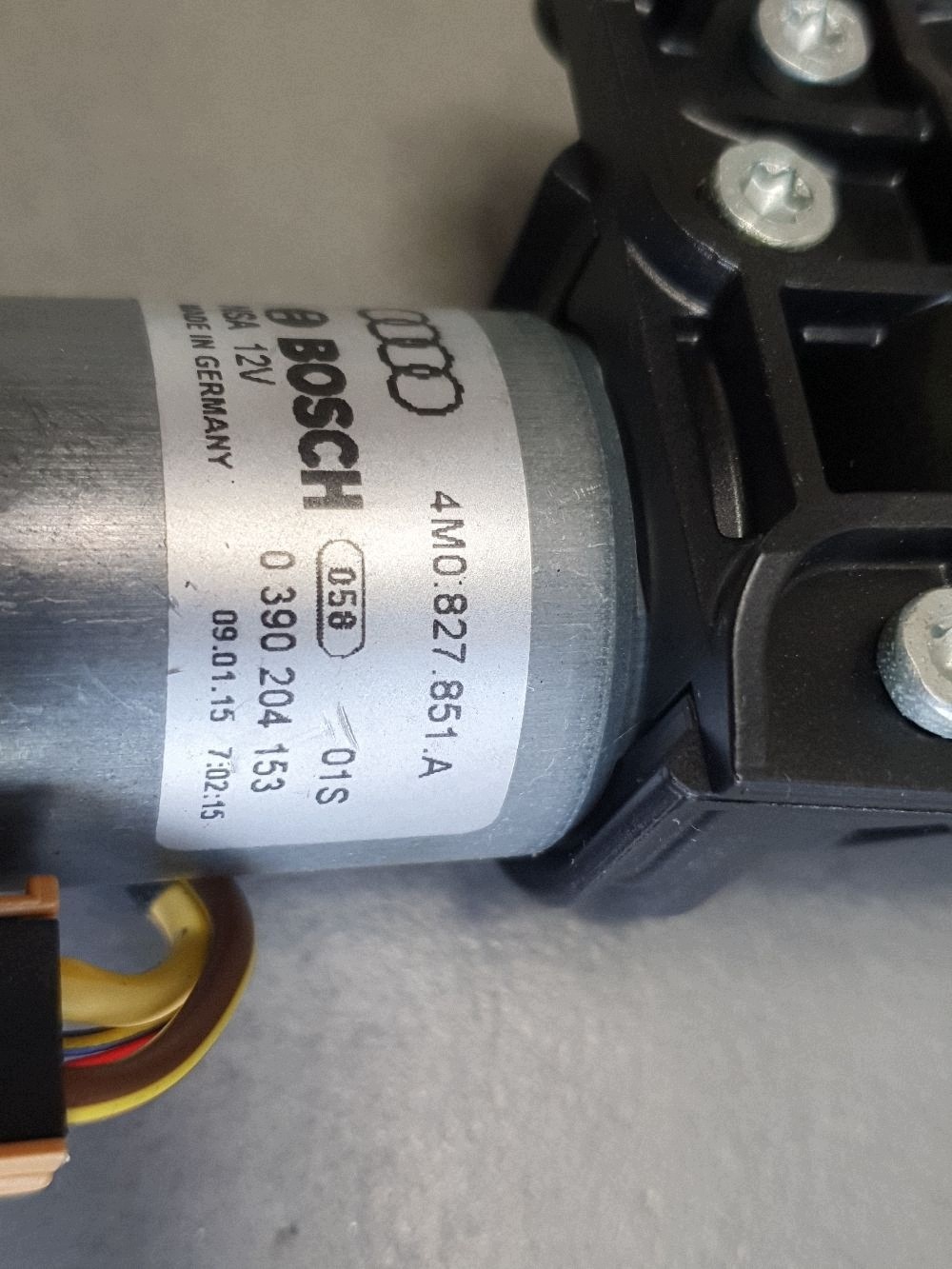 Audi Q7 4M damper electrical bonnet left 4M0827851A
