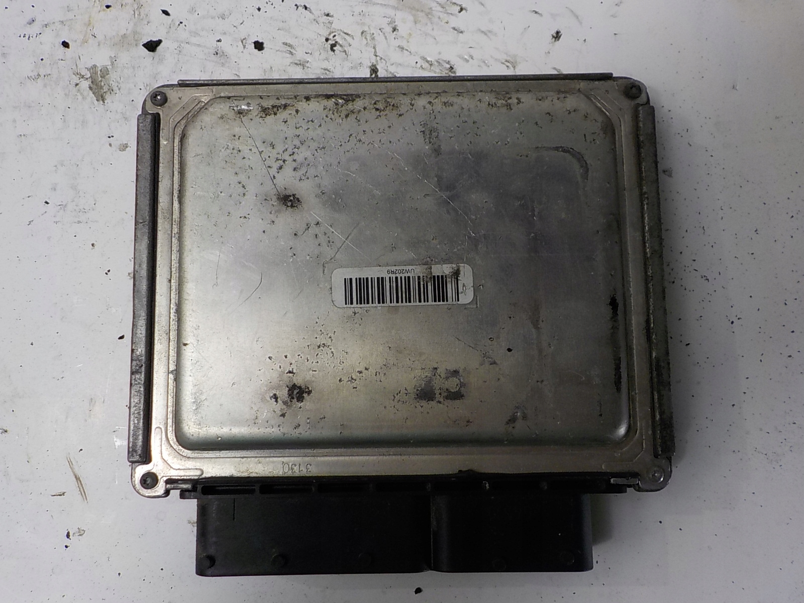 SKODA computer control unit 03P906021L 03P906021AN