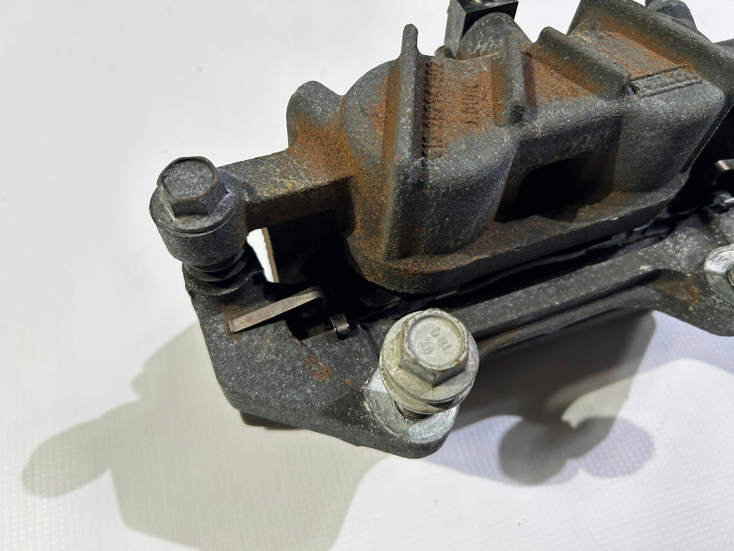 caliper brake wiring right front front Ford Flex 2013