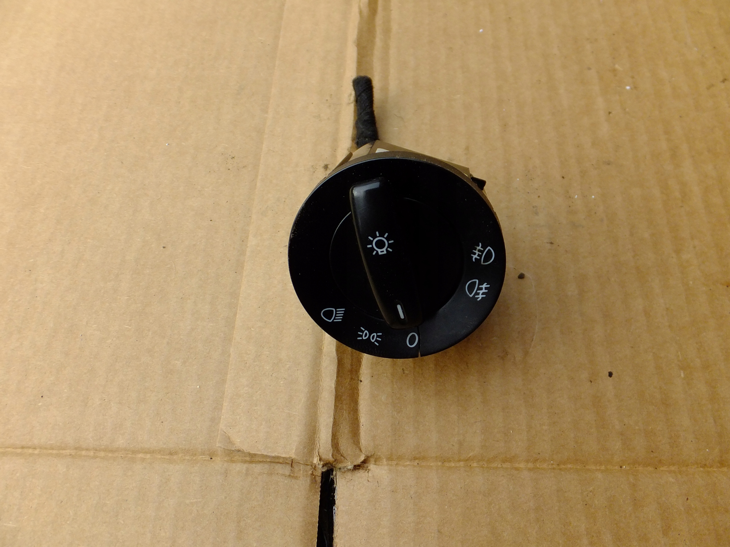 dials dials vw touran and 2,0 B 1T0920863F
