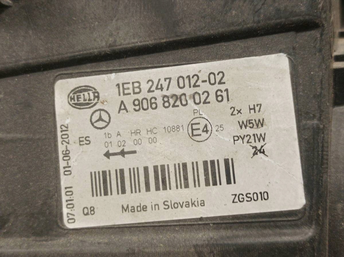light front right front W906 9068200261 Mercedes-Benz Sprinter II (2006- )