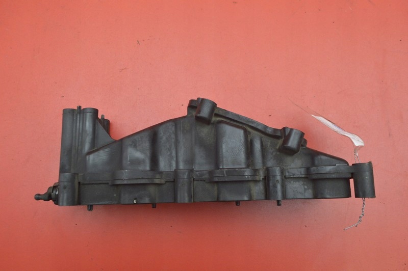 intake manifold left 059129711BJ AUDI A4 B8 2.7 TDI 190 KM 07-11