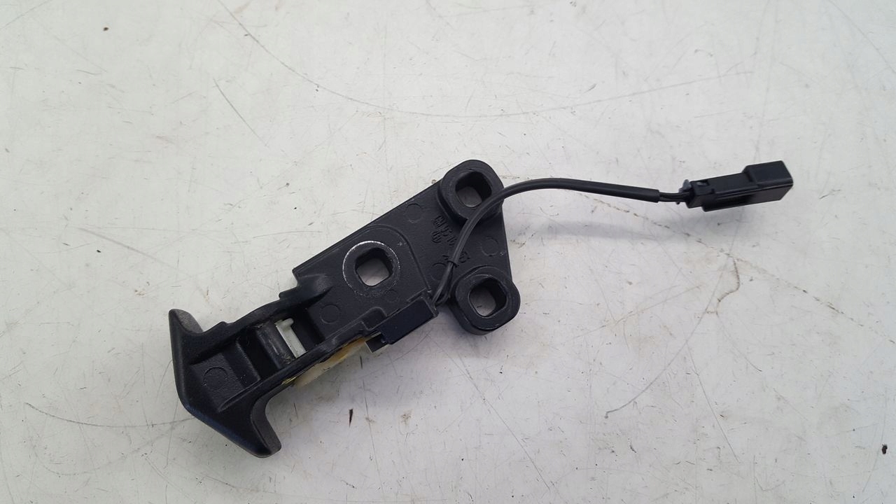 lock hook sensor 93162953 Opel Tigra B
