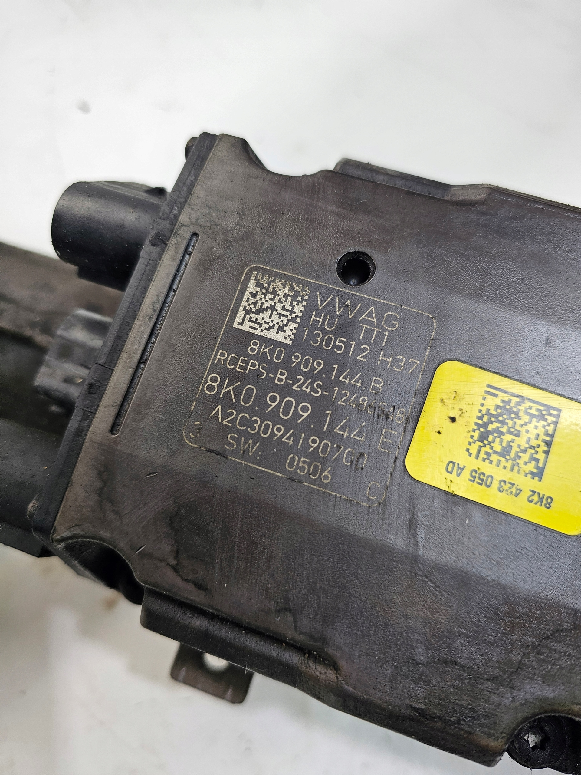 Boîter direction Électrique AUDI A4 B8 A5 LIFT 8K2423055N