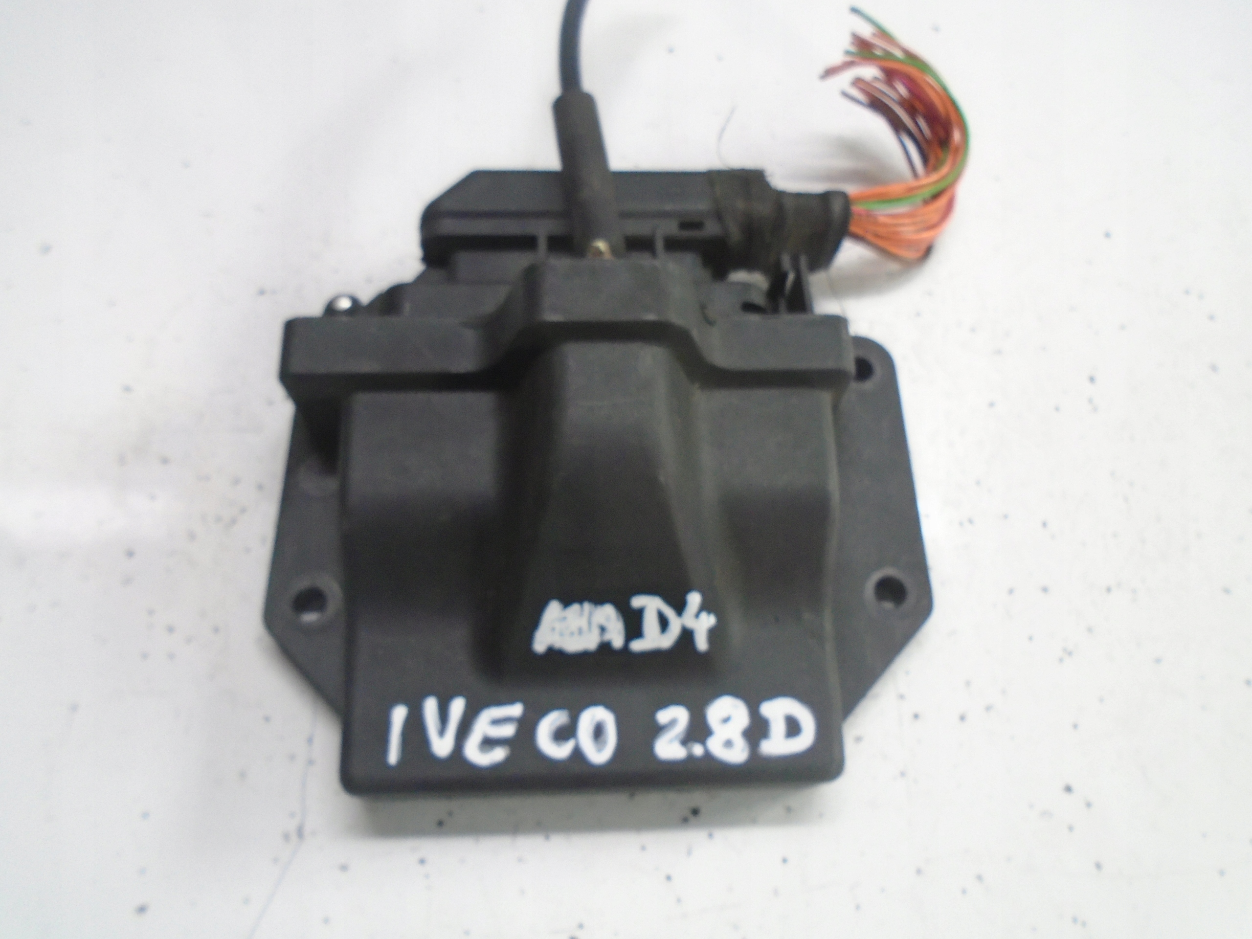 control unit of the engine IVECO DAILY 2.8 500324649