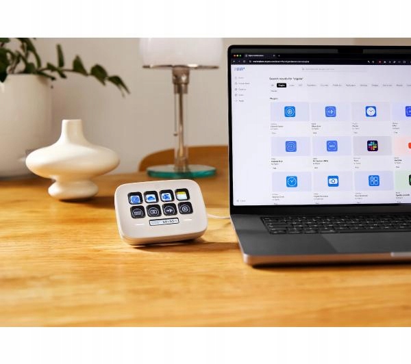 Elgato Stream Deck Neo — 7